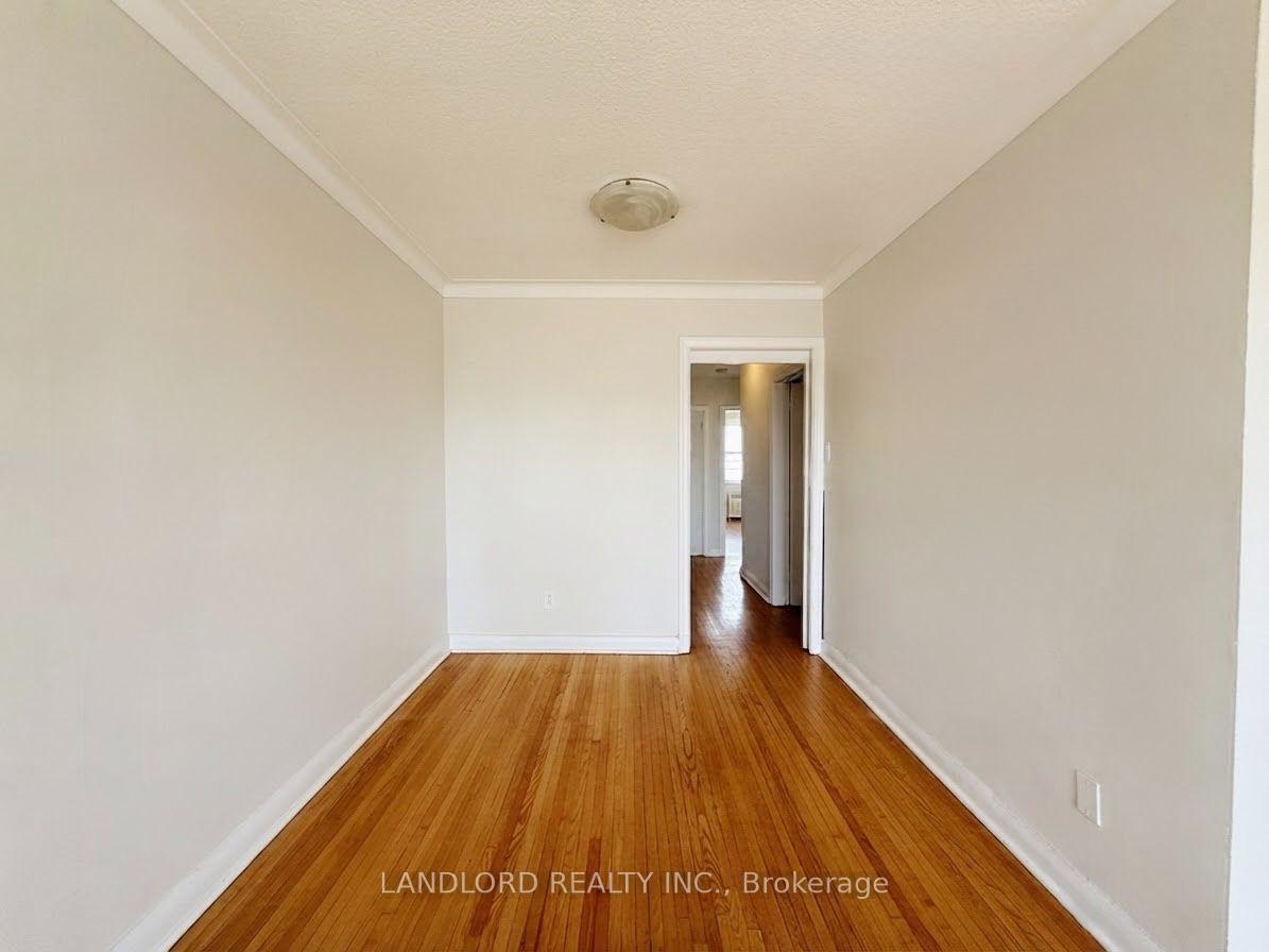 Photo 8 of Unit 2nd Fl, 82 Lanark Avenue, Toronto, Oakwood Village — HOMEH