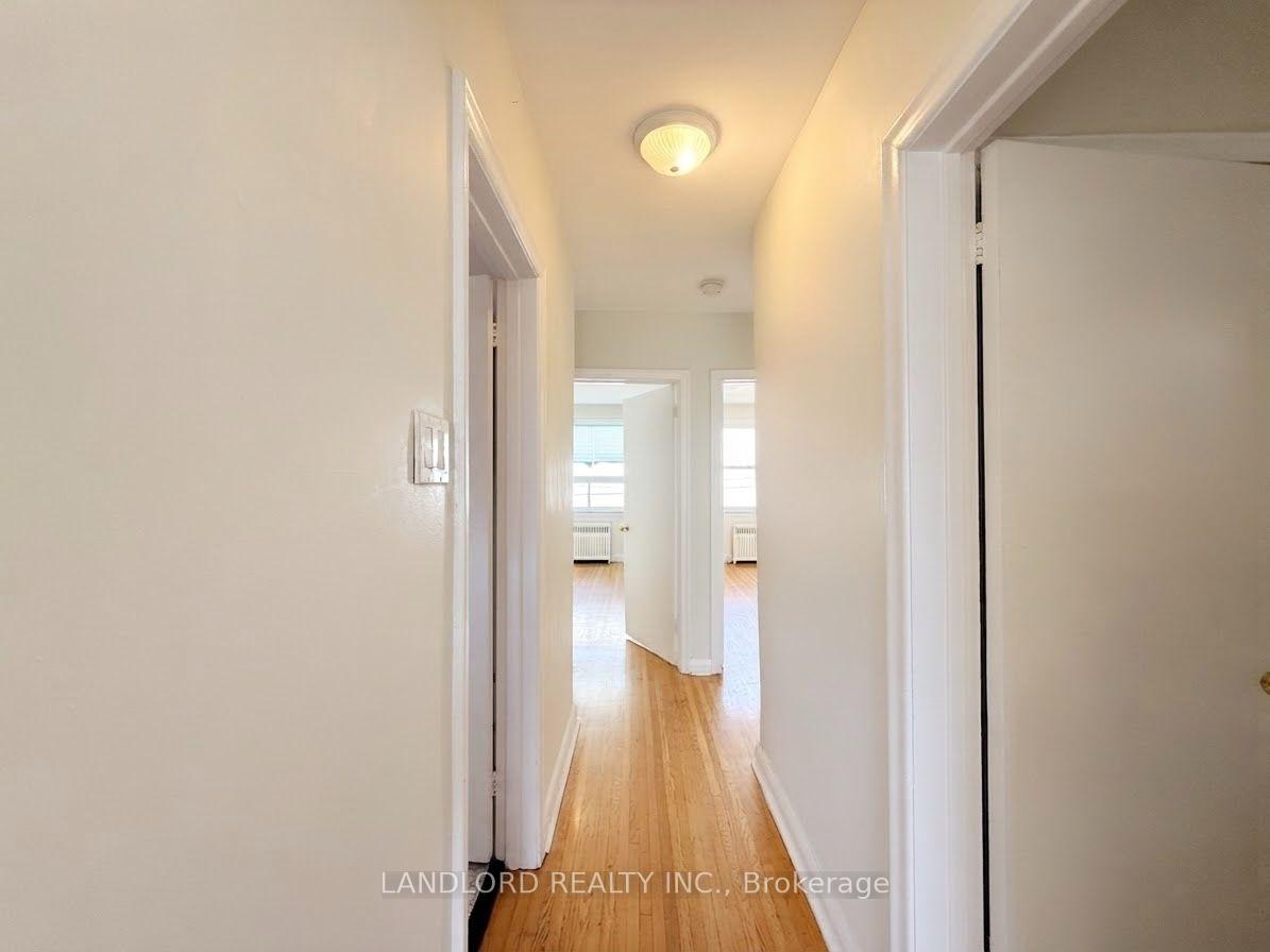 Photo 13 of Unit 2nd Fl, 82 Lanark Avenue, Toronto, Oakwood Village — HOMEH