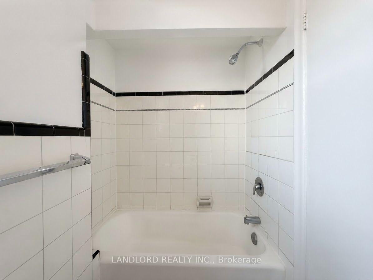 Photo 15 of Unit 2nd Fl, 82 Lanark Avenue, Toronto, Oakwood Village — HOMEH