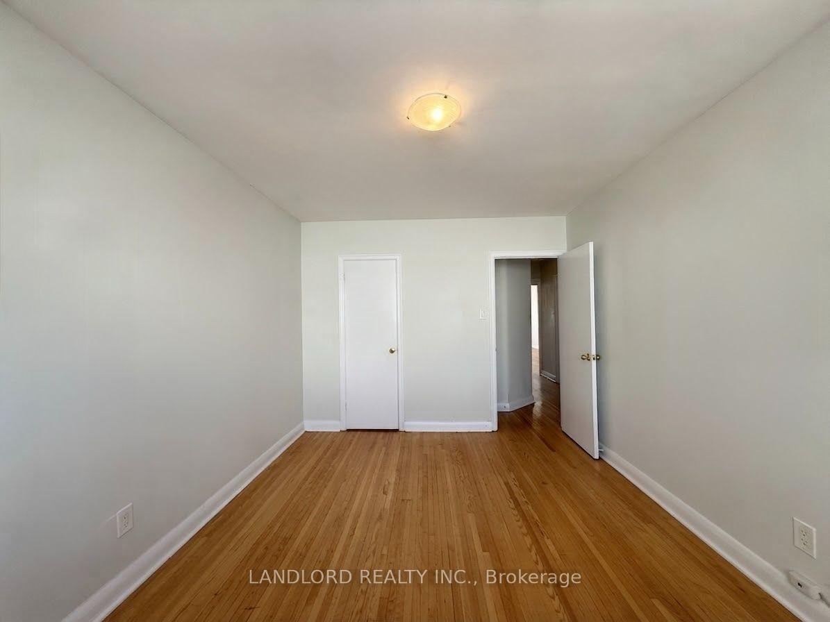 Photo 17 of Unit 2nd Fl, 82 Lanark Avenue, Toronto, Oakwood Village — HOMEH