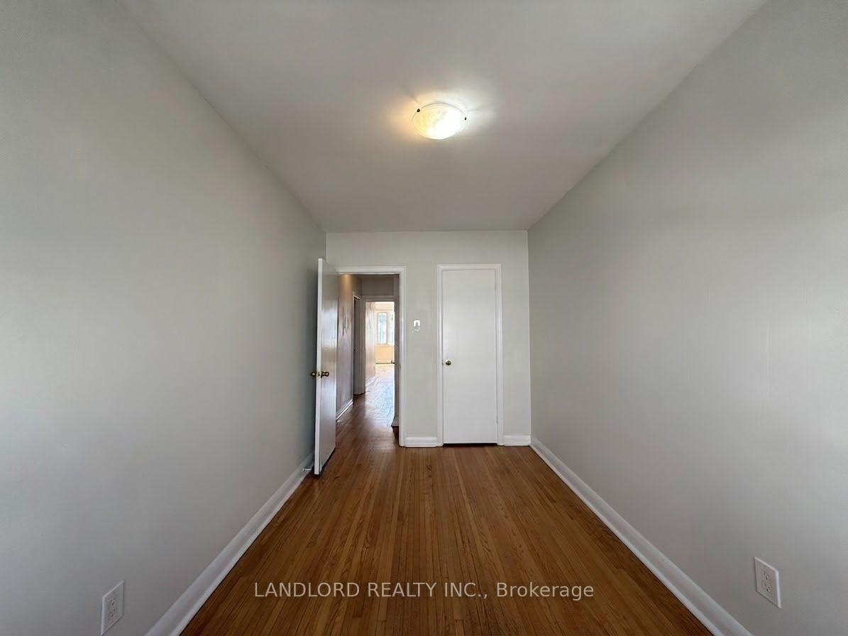 Photo 23 of Unit 2nd Fl, 82 Lanark Avenue, Toronto, Oakwood Village — HOMEH