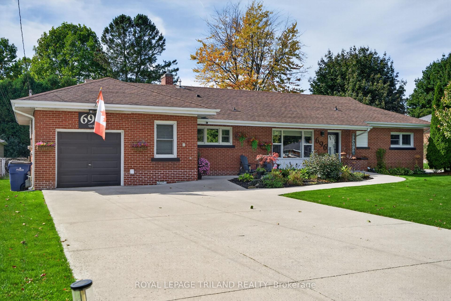 Photo 2 of 696 Queen Street, Chatham-Kent, Chatham — HOMEH