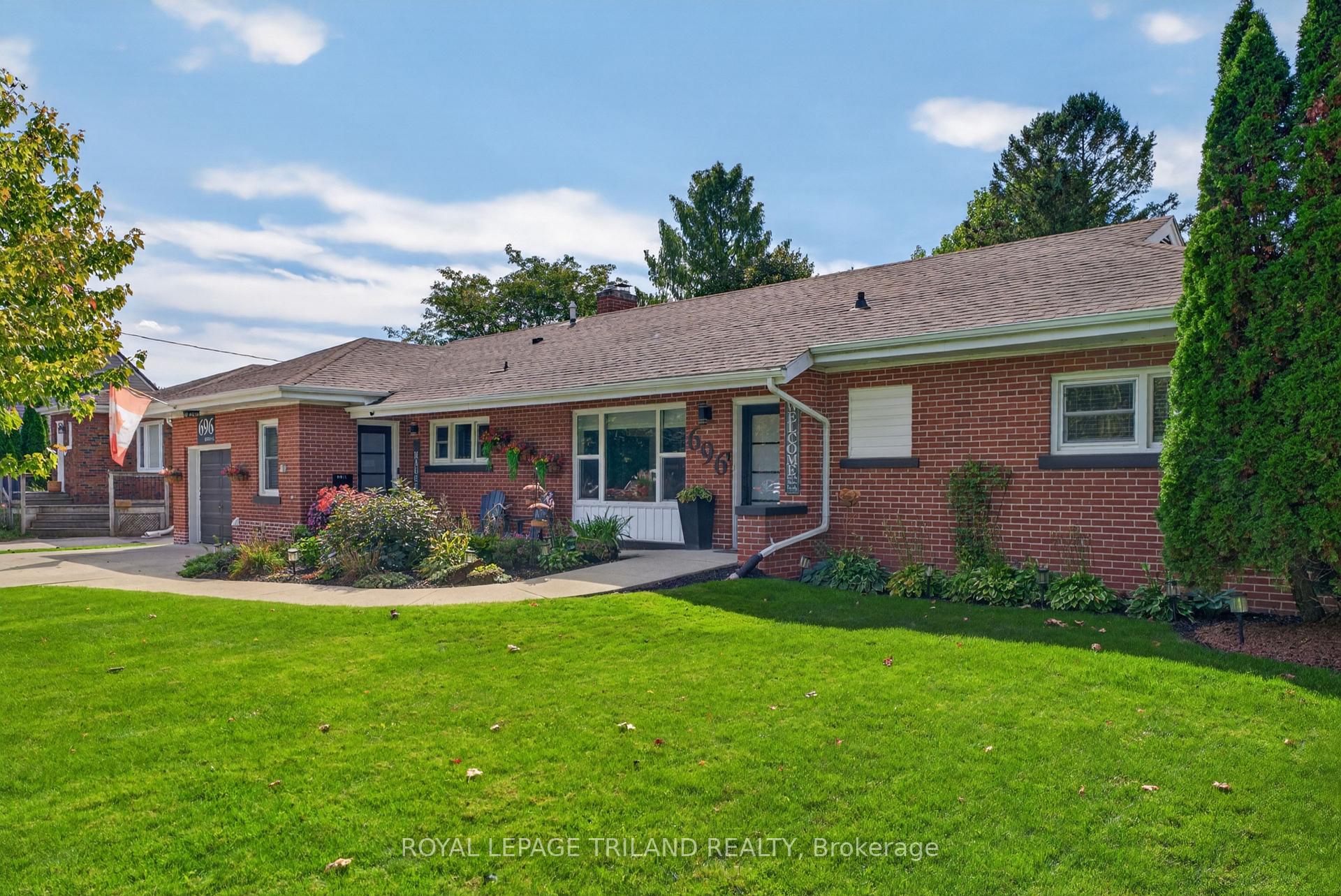 Photo 5 of 696 Queen Street, Chatham-Kent, Chatham — HOMEH