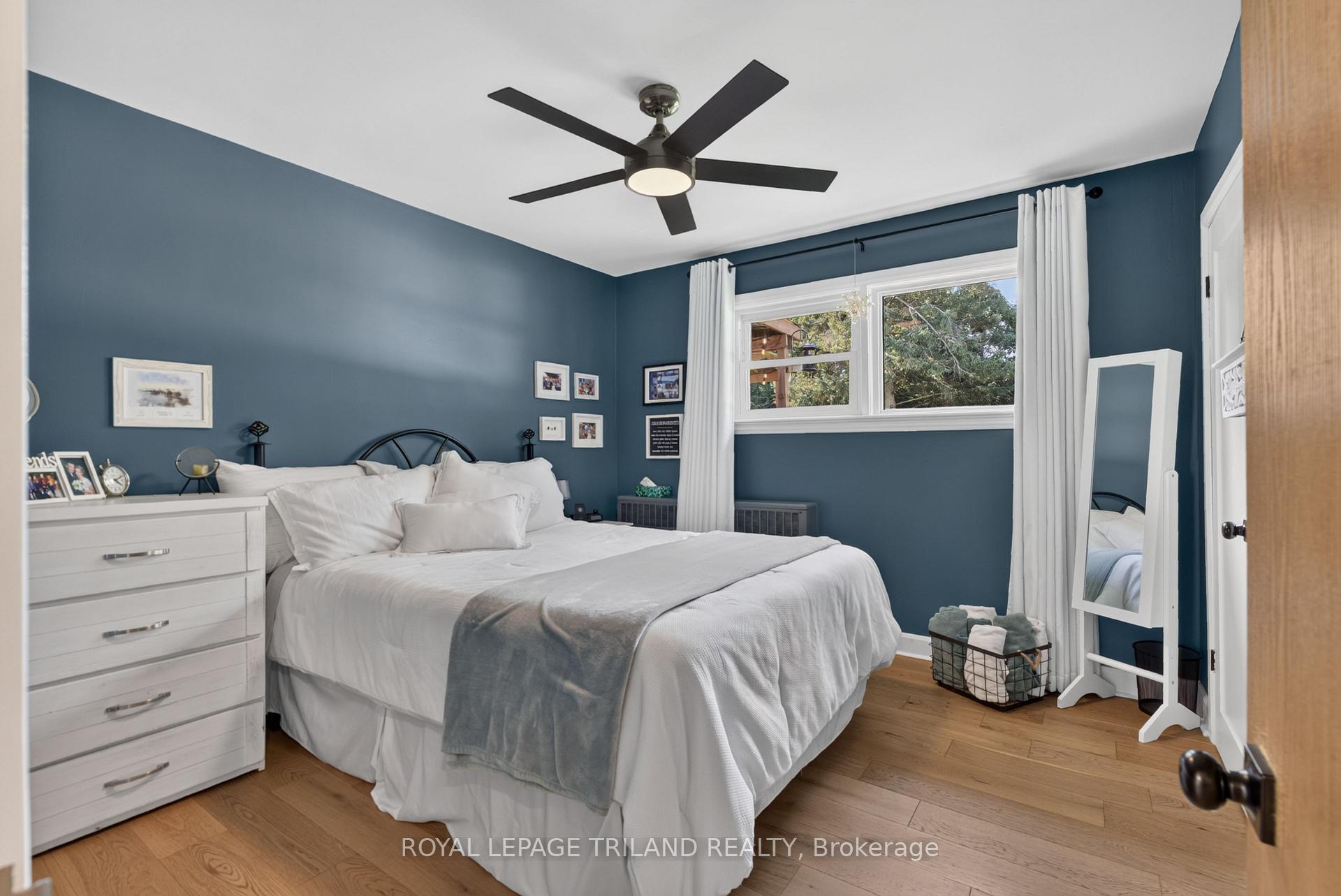 Photo 25 of 696 Queen Street, Chatham-Kent, Chatham — HOMEH