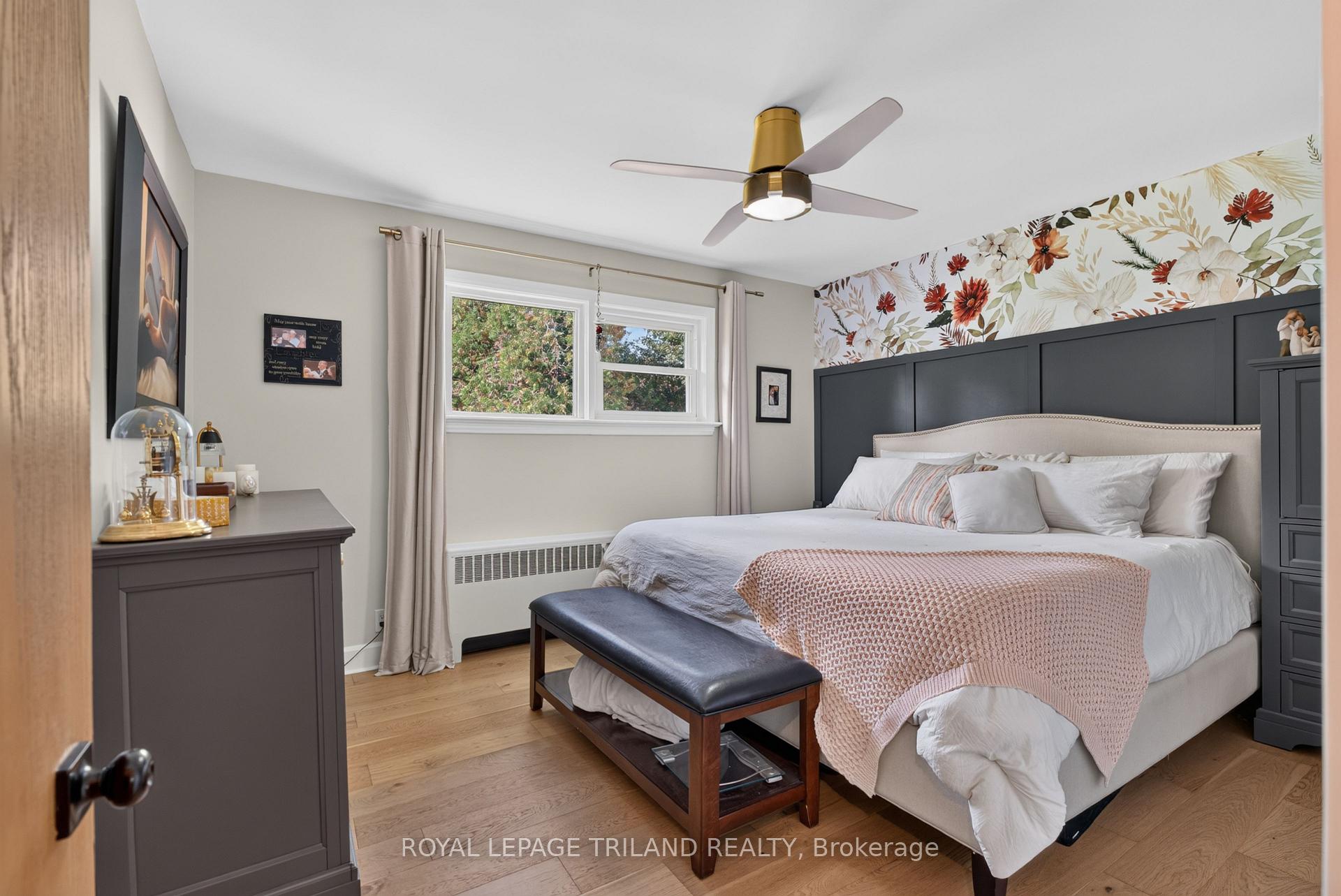 Photo 26 of 696 Queen Street, Chatham-Kent, Chatham — HOMEH