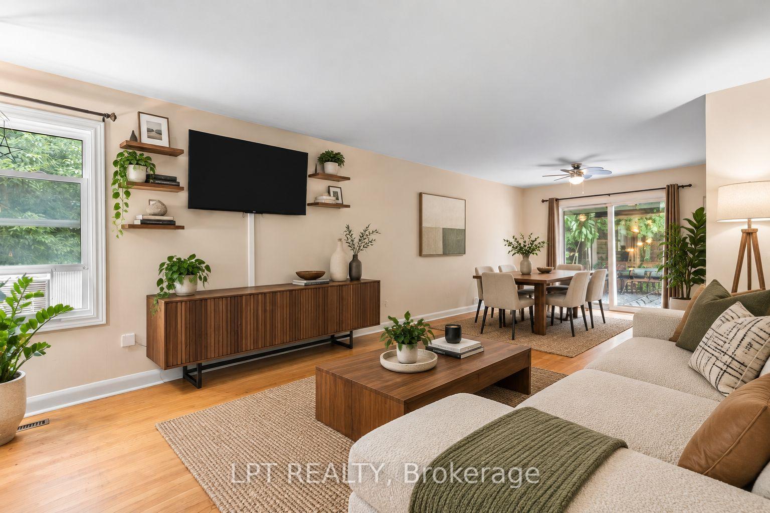 Photo 13 of 98 Don Mor Drive, Newmarket, Central Newmarket — HOMEH