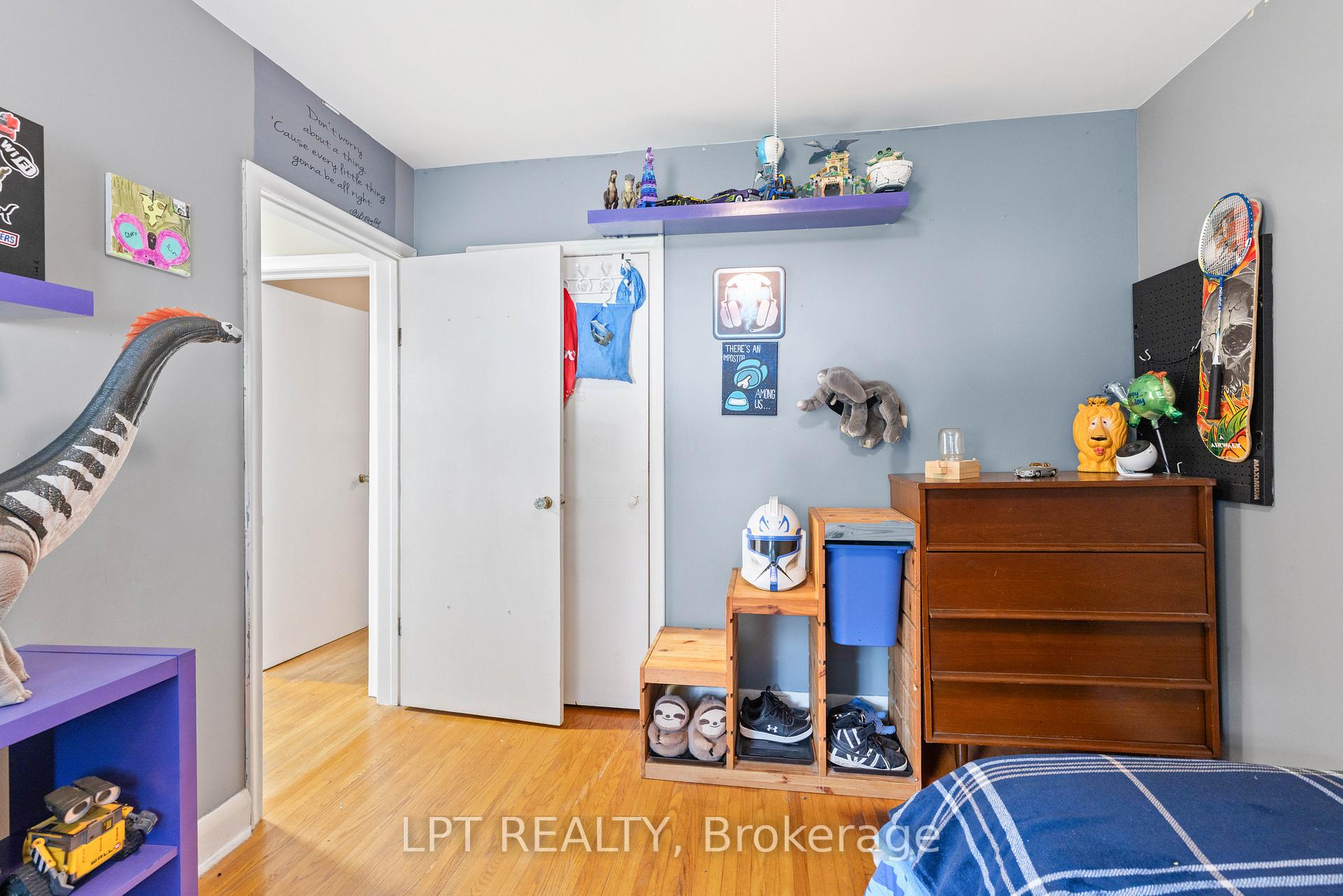 Photo 29 of 98 Don Mor Drive, Newmarket, Central Newmarket — HOMEH