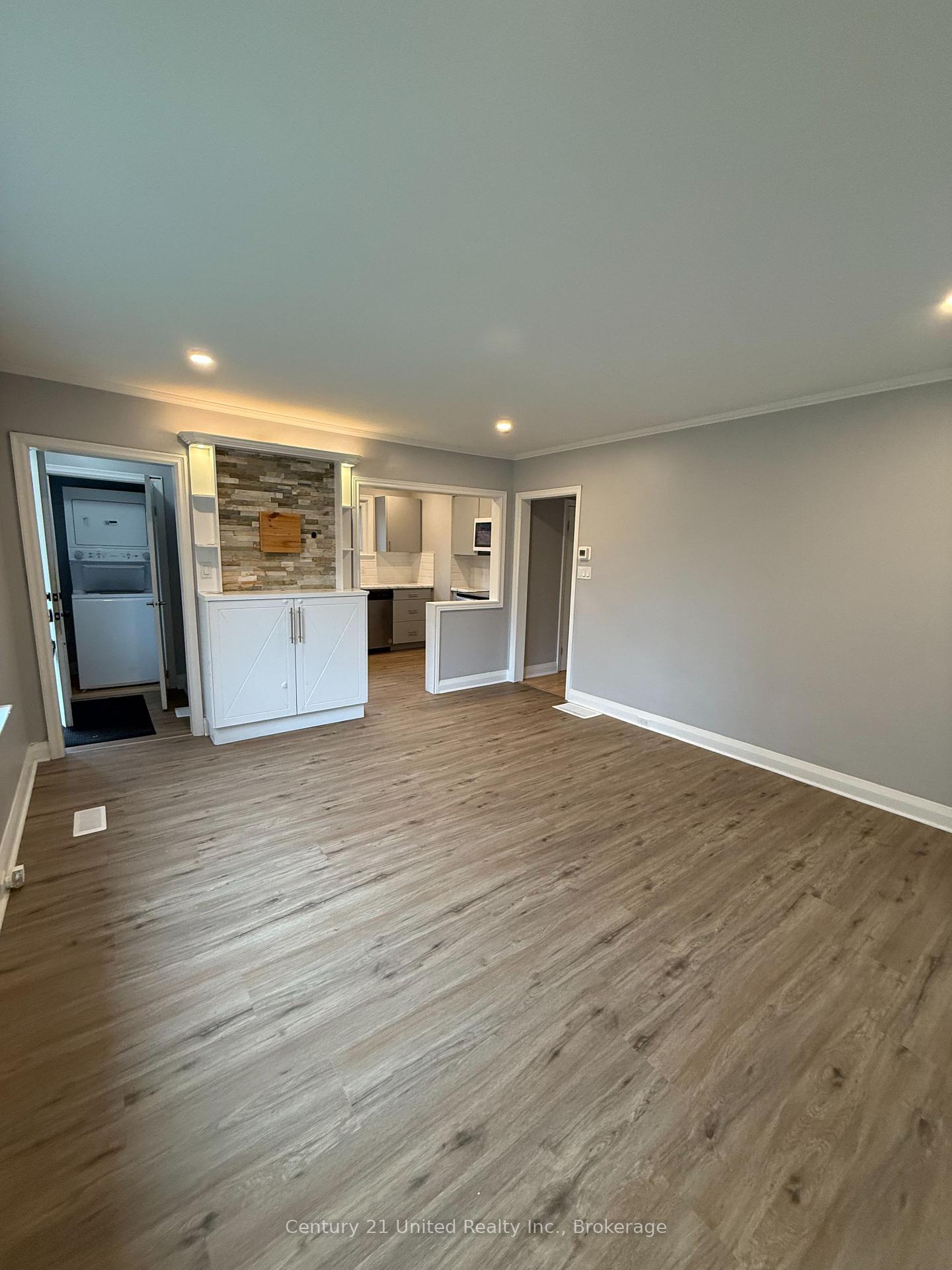 Photo 5 of Unit A, 1269 Clonsilla Avenue, Peterborough, Town Ward 3 — HOMEH