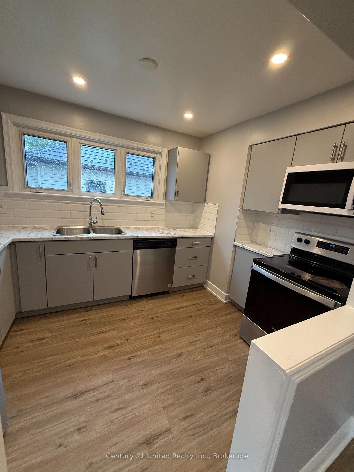 Photo 9 of Unit A, 1269 Clonsilla Avenue, Peterborough, Town Ward 3 — HOMEH