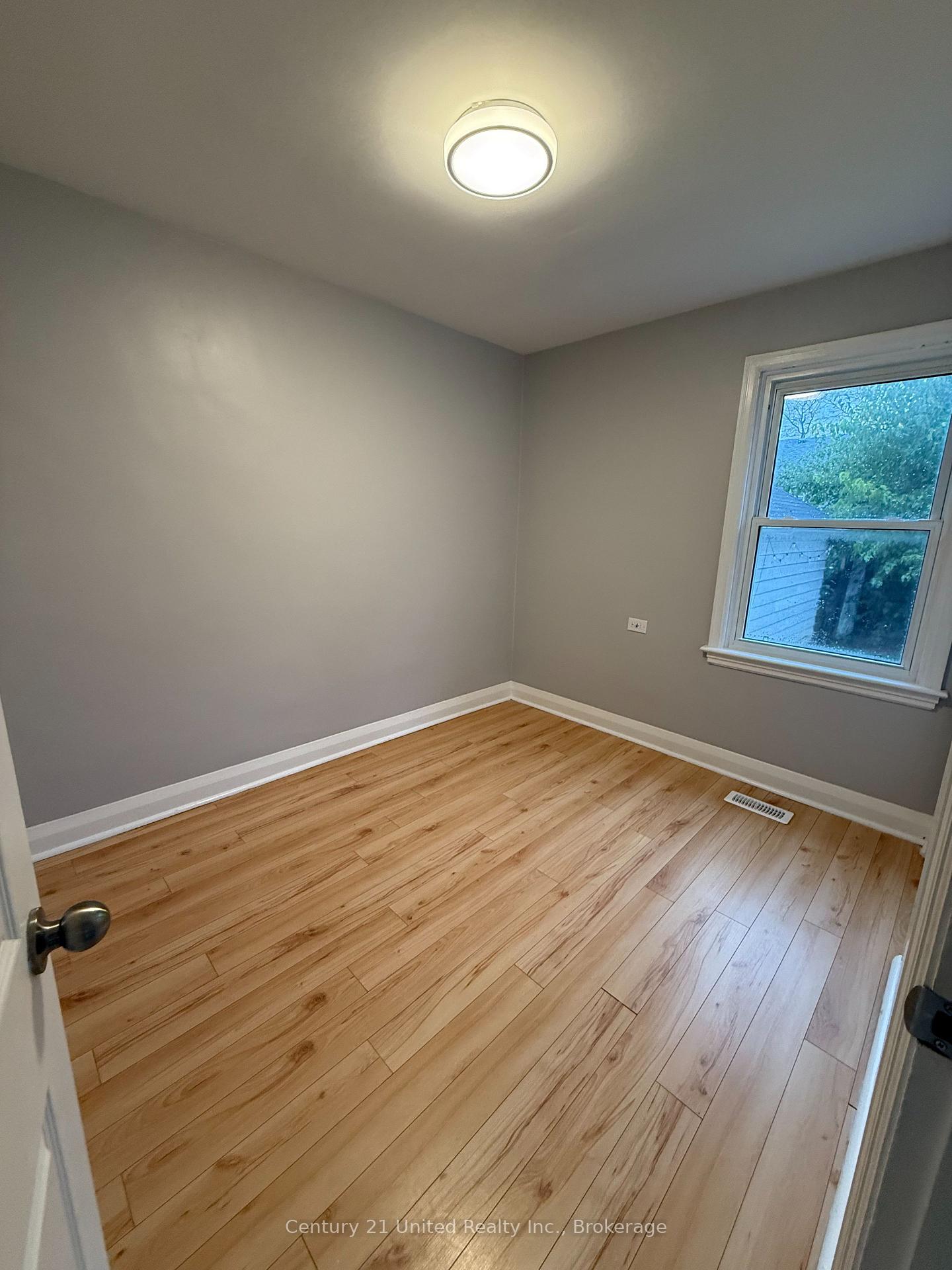 Photo 23 of Unit A, 1269 Clonsilla Avenue, Peterborough, Town Ward 3 — HOMEH