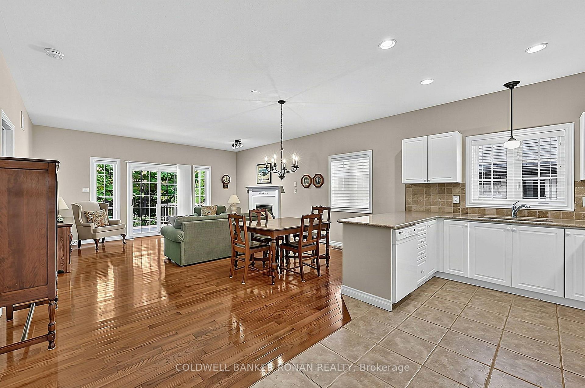 Photo 5 of 5 Hilliard Court, Caledon, Caledon East — HOMEH