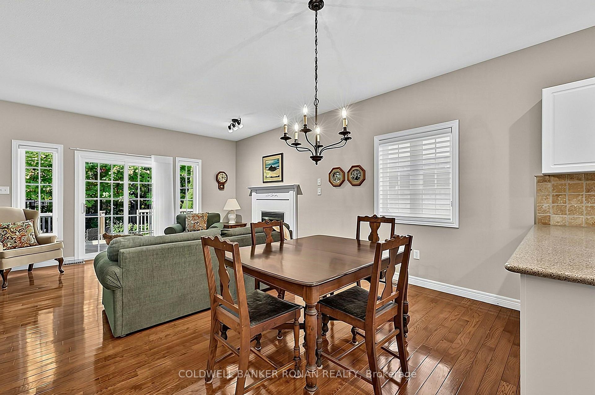 Photo 10 of 5 Hilliard Court, Caledon, Caledon East — HOMEH