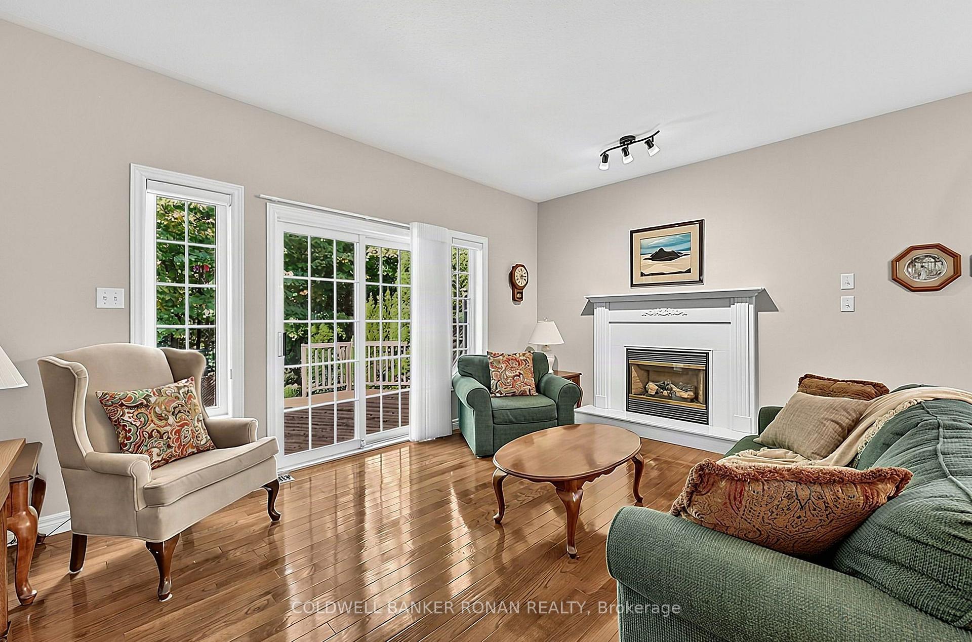 Photo 11 of 5 Hilliard Court, Caledon, Caledon East — HOMEH