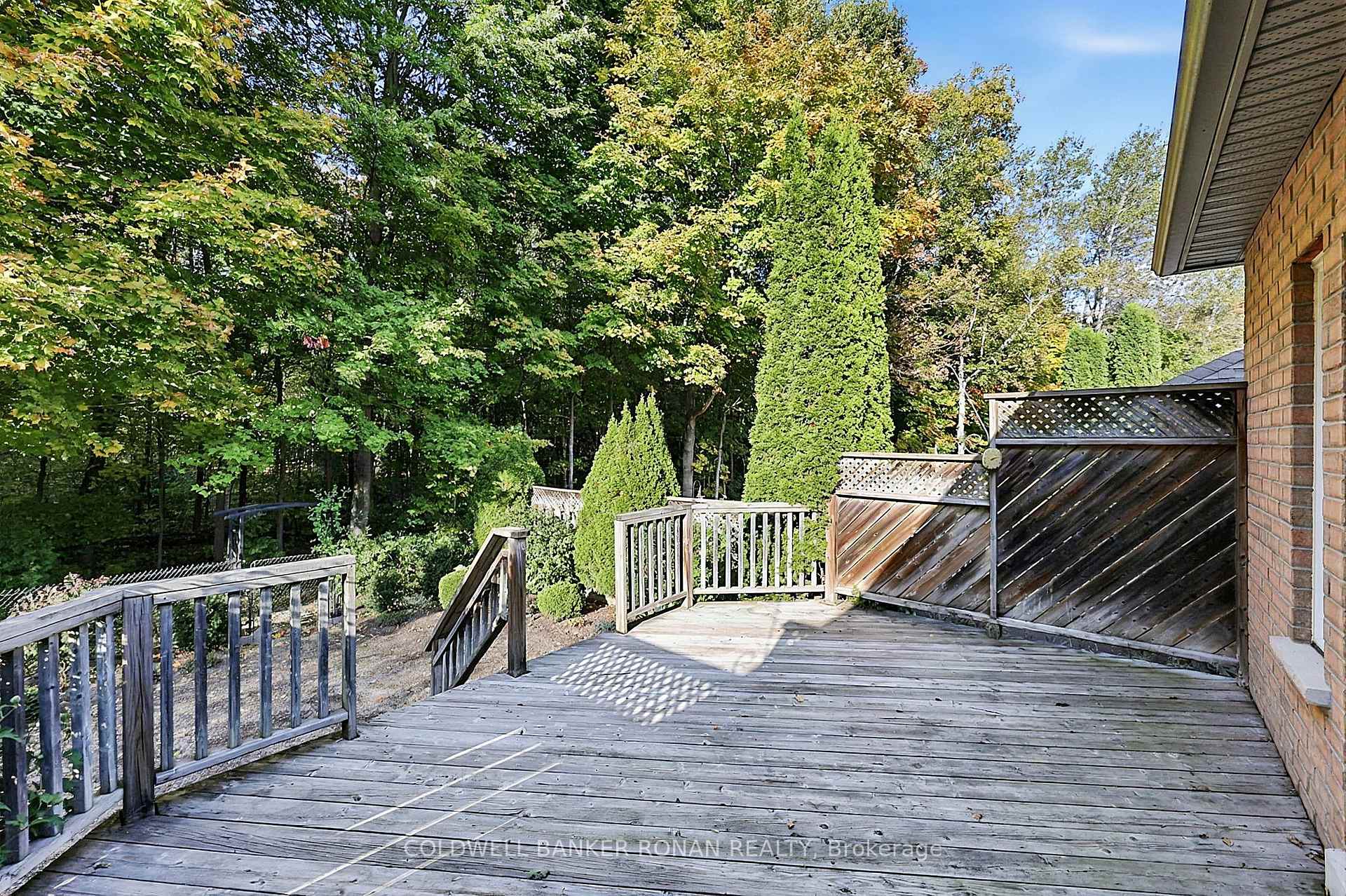 Photo 31 of 5 Hilliard Court, Caledon, Caledon East — HOMEH