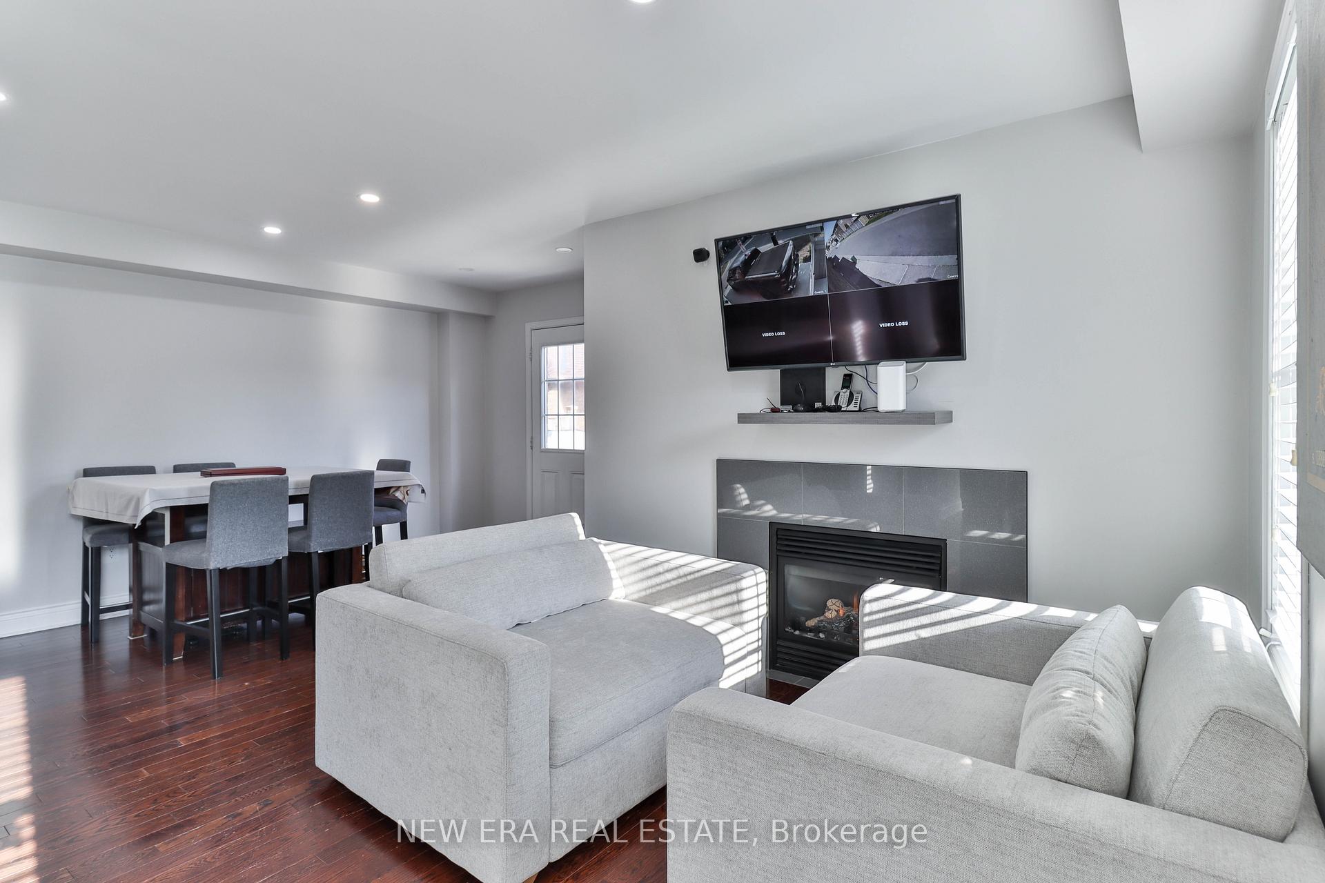 Photo 12 of 331 Davos Road, Vaughan, Vellore Village — HOMEH