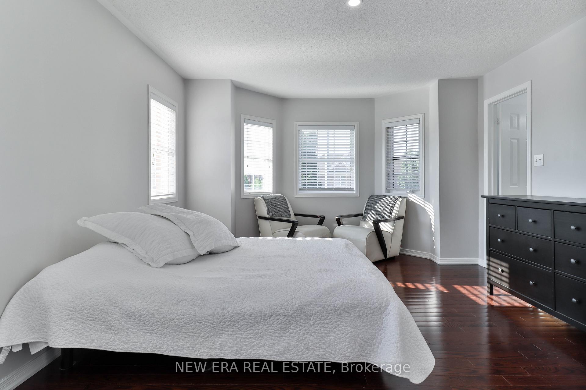 Photo 15 of 331 Davos Road, Vaughan, Vellore Village — HOMEH