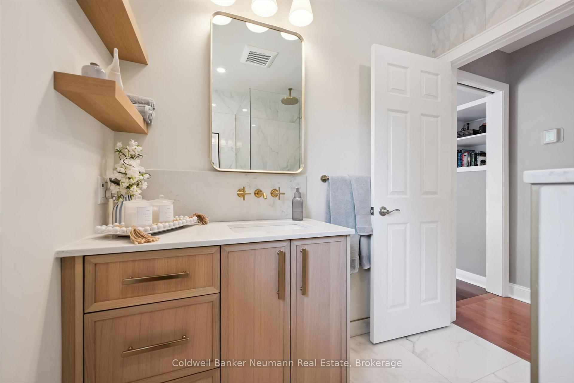 Photo 17 of 25 Bennett Avenue, Guelph, St. George's — HOMEH