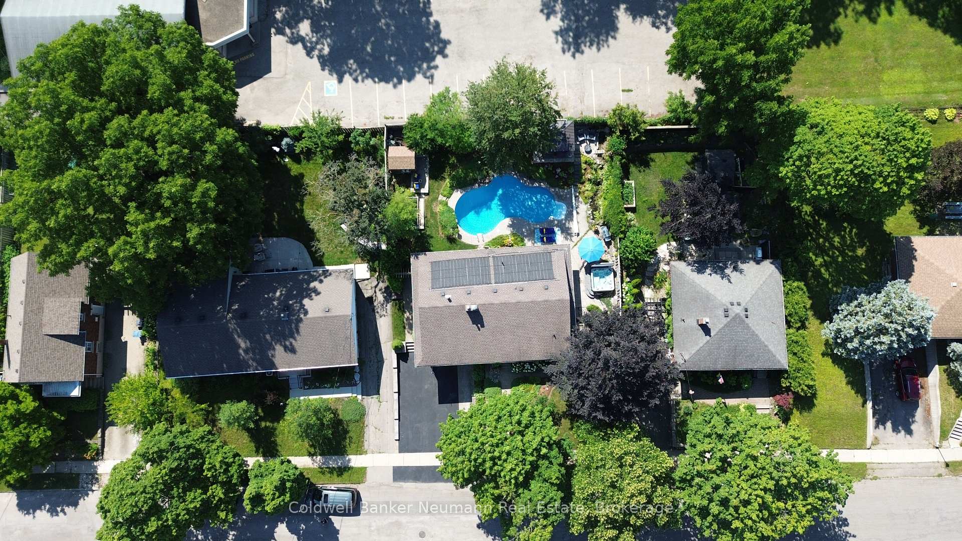 Photo 45 of 25 Bennett Avenue, Guelph, St. George's — HOMEH