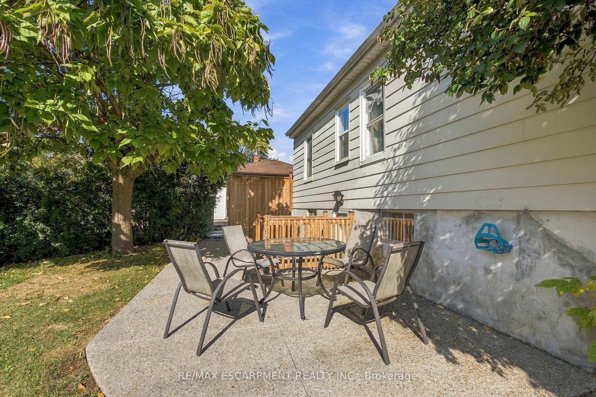 Photo 22 of 1054 Glendor Avenue, Burlington, Freeman — HOMEH