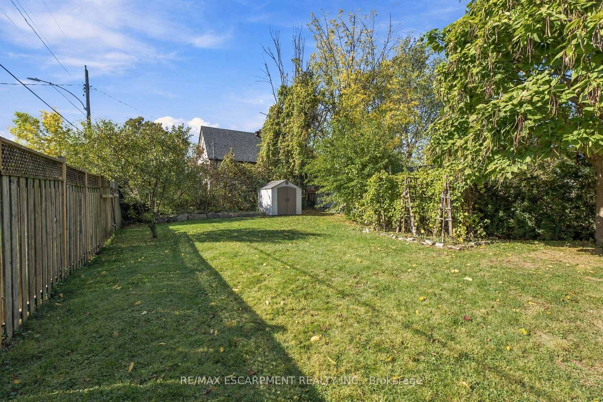 Photo 26 of 1054 Glendor Avenue, Burlington, Freeman — HOMEH