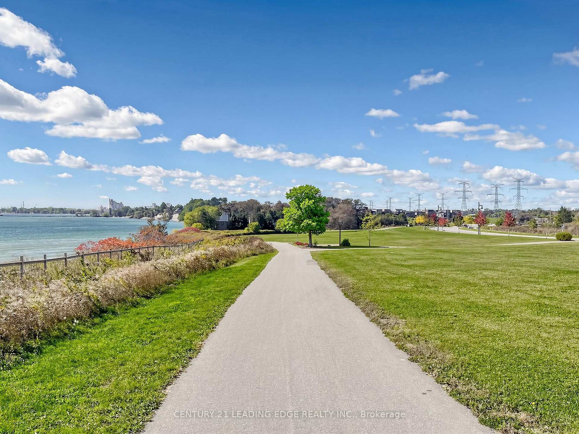Photo 47 of Unit C, 17 Lookout Drive, Clarington, Bowmanville — HOMEH