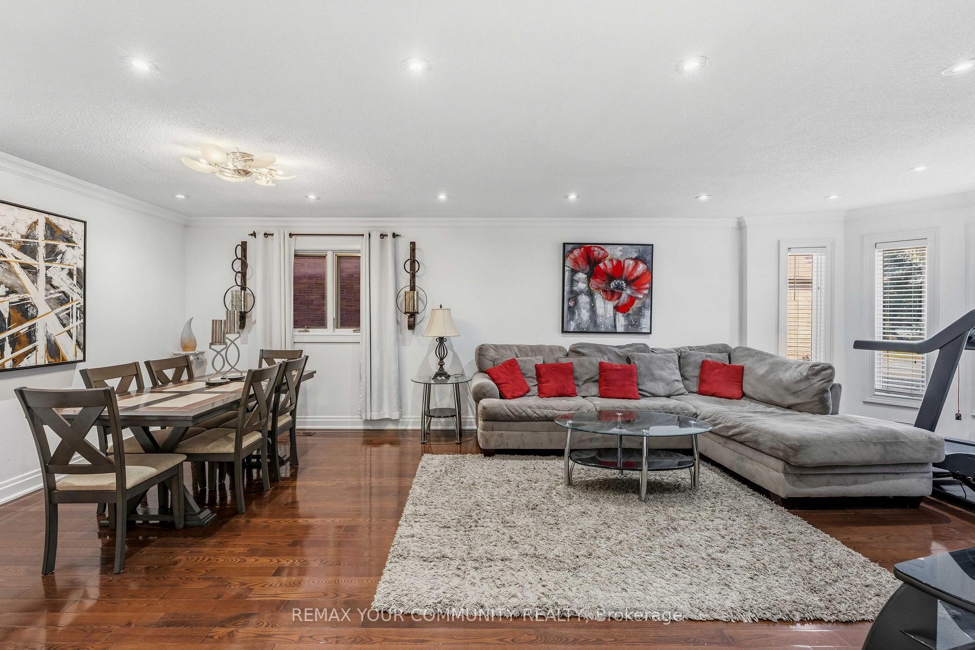 Photo 5 of 171 Rosedale Heights Drive, Vaughan, Uplands — HOMEH