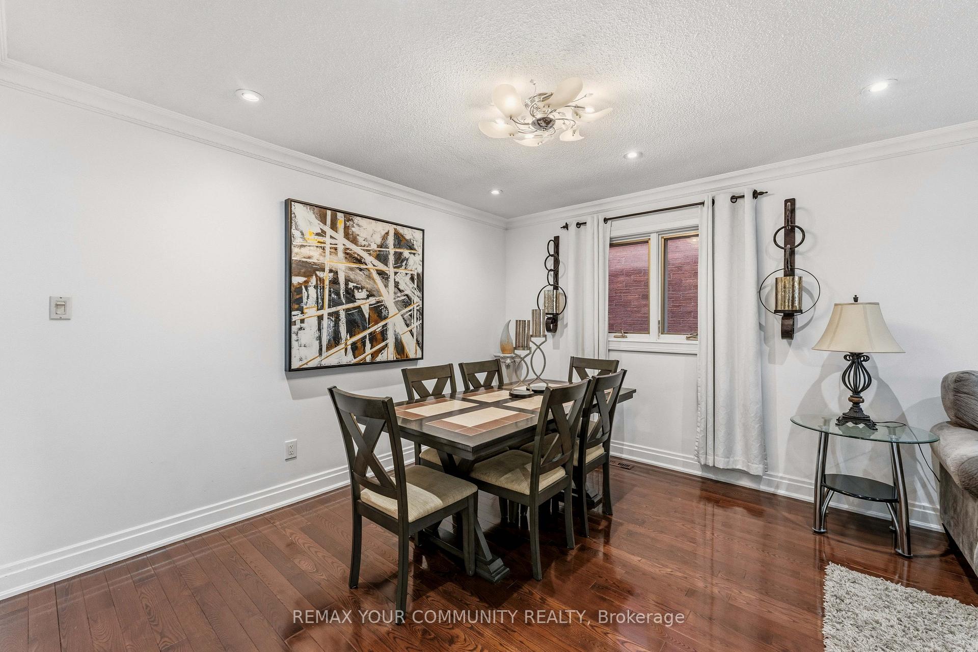 Photo 7 of 171 Rosedale Heights Drive, Vaughan, Uplands — HOMEH