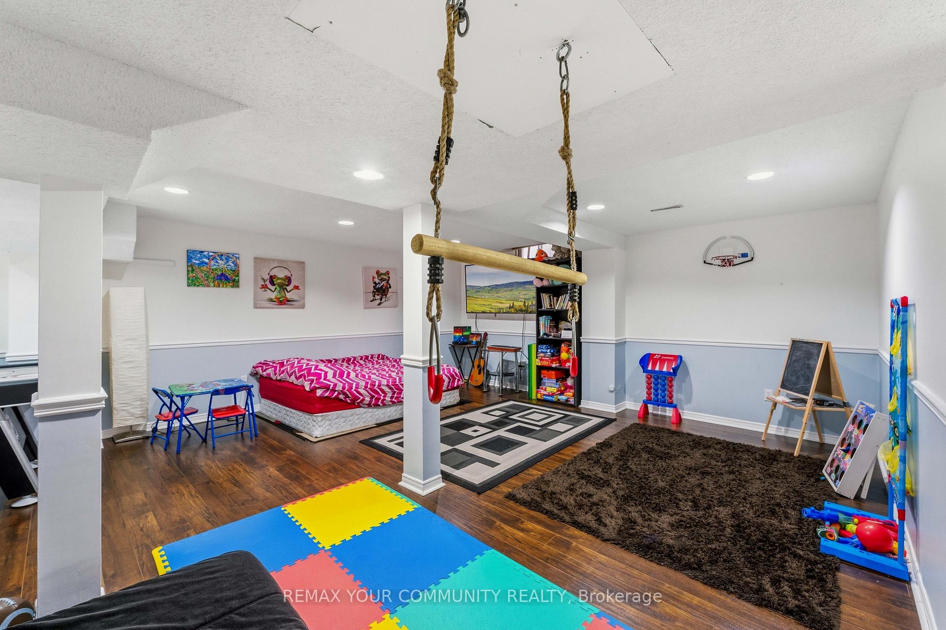 Photo 36 of 171 Rosedale Heights Drive, Vaughan, Uplands — HOMEH