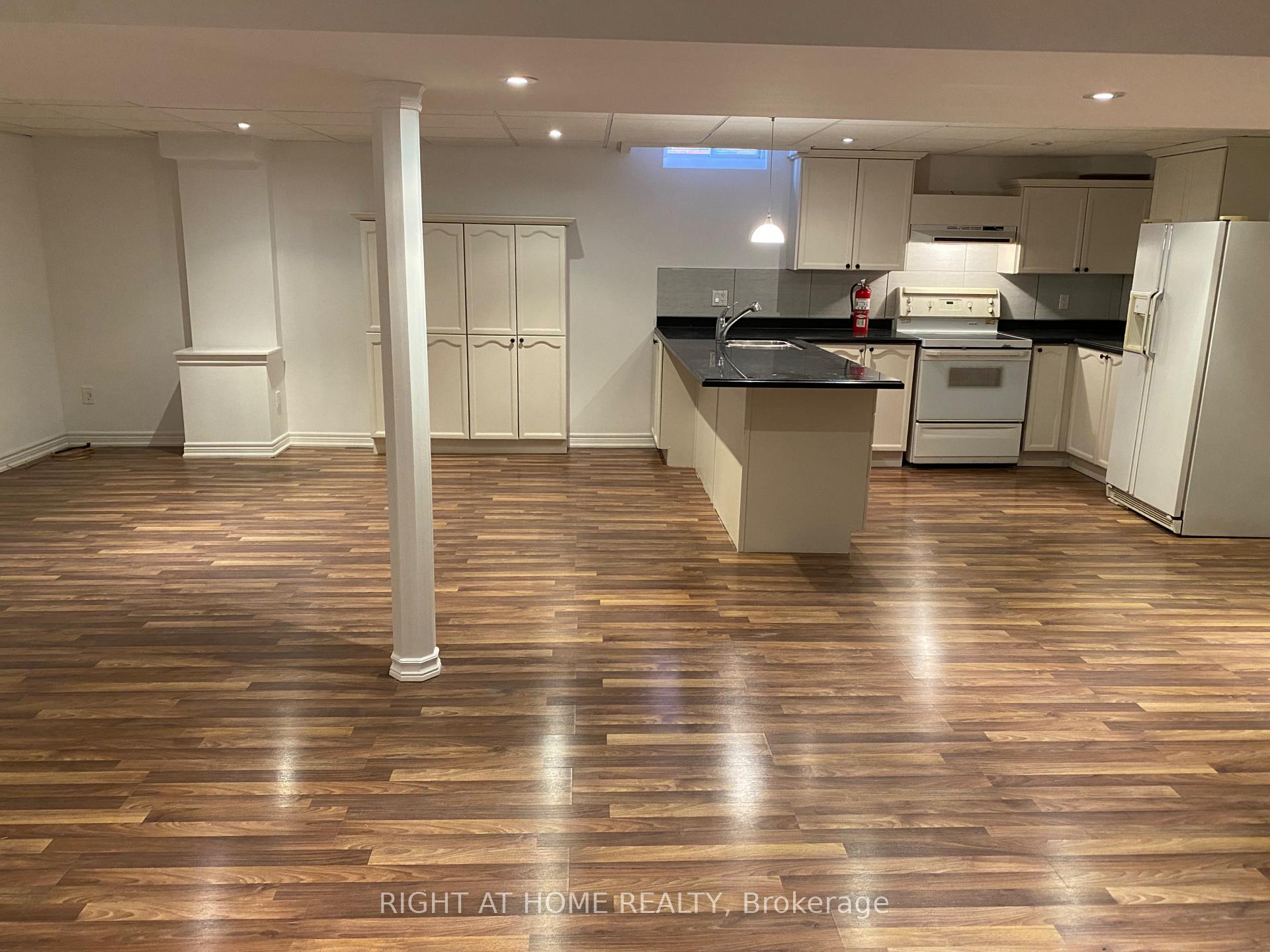 Photo 9 of Unit basement, 198 novaview Crescent, Vaughan, East Woodbridge — HOMEH