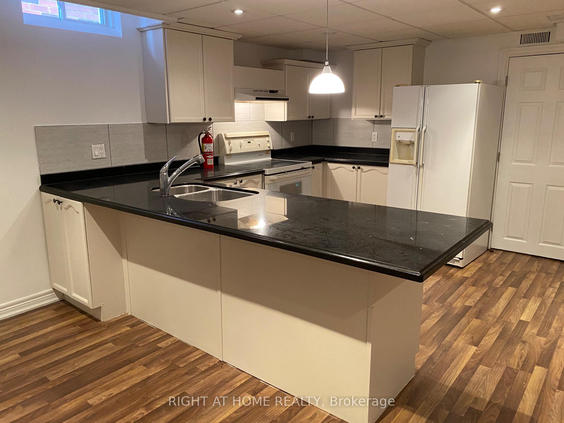 Photo 11 of Unit basement, 198 novaview Crescent, Vaughan, East Woodbridge — HOMEH