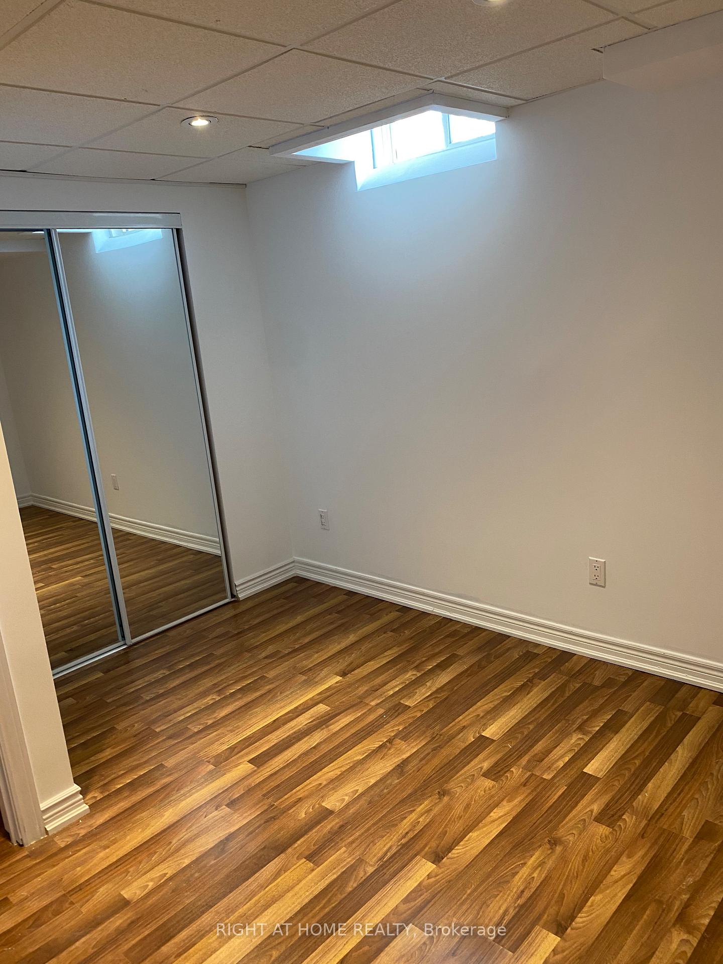 Photo 18 of Unit basement, 198 novaview Crescent, Vaughan, East Woodbridge — HOMEH