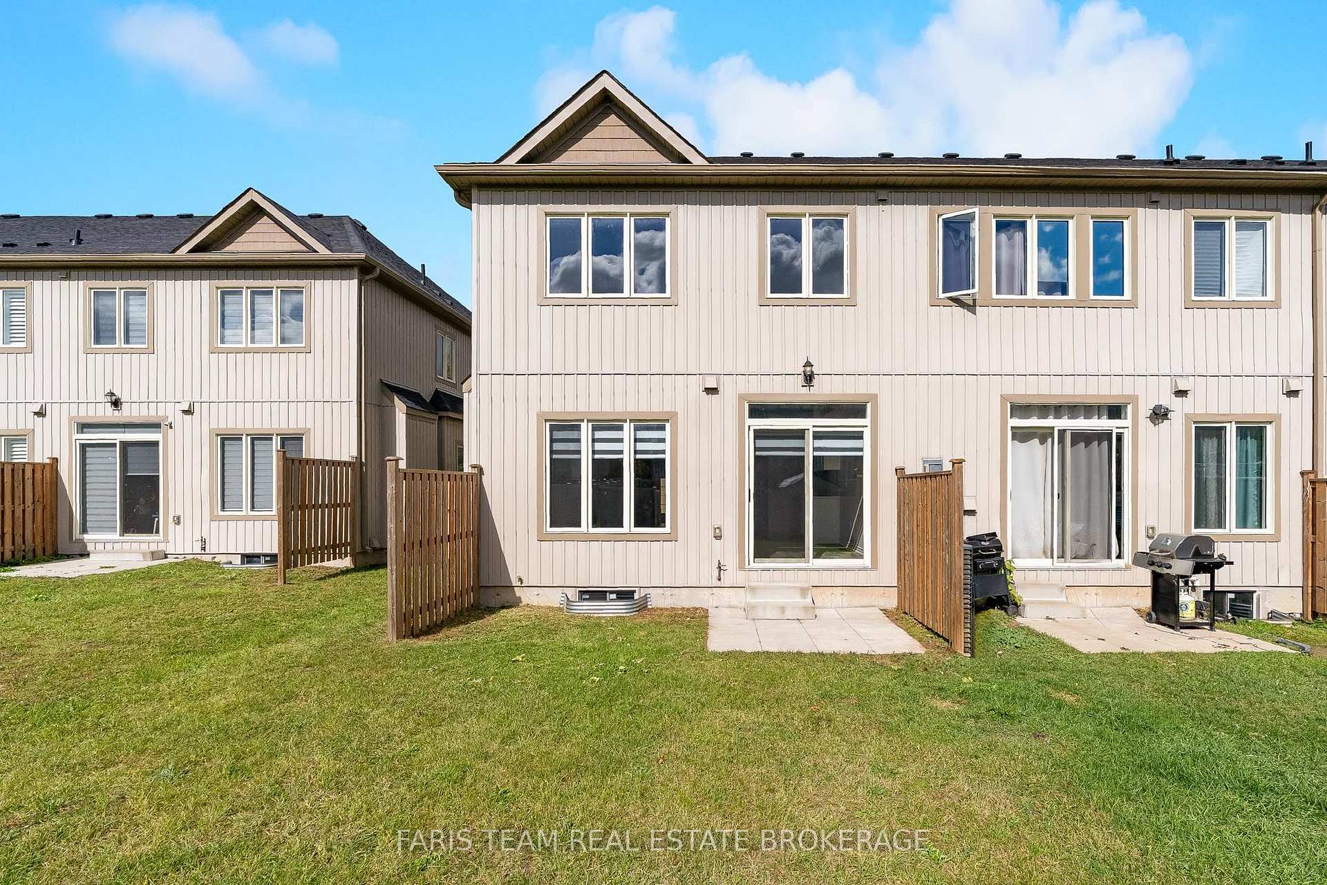 Photo 24 of 11 Churchlea Mews, Orillia — HOMEH