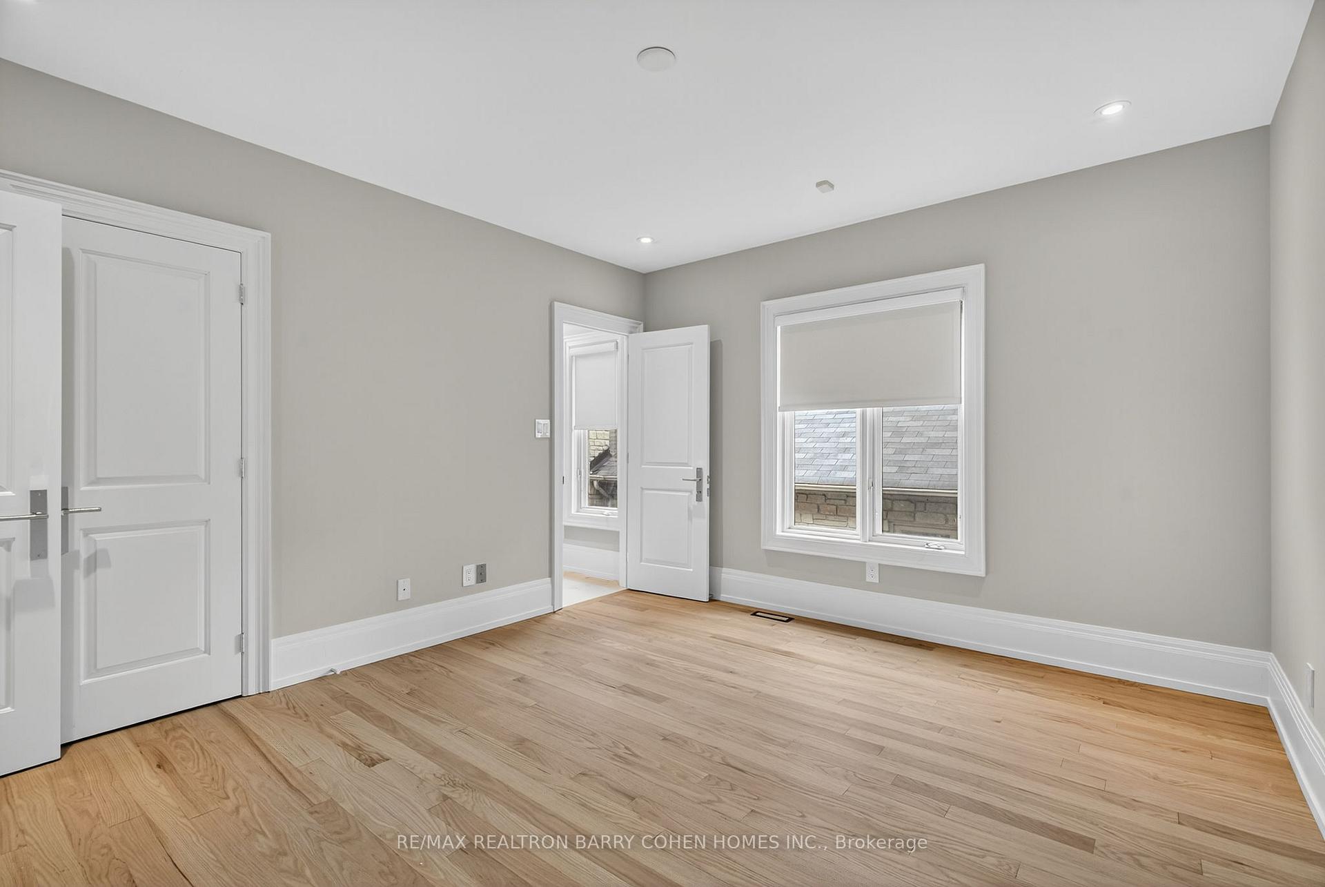 Photo 24 of 63 Gordon Road, North York, St. Andrew-Windfields — HOMEH