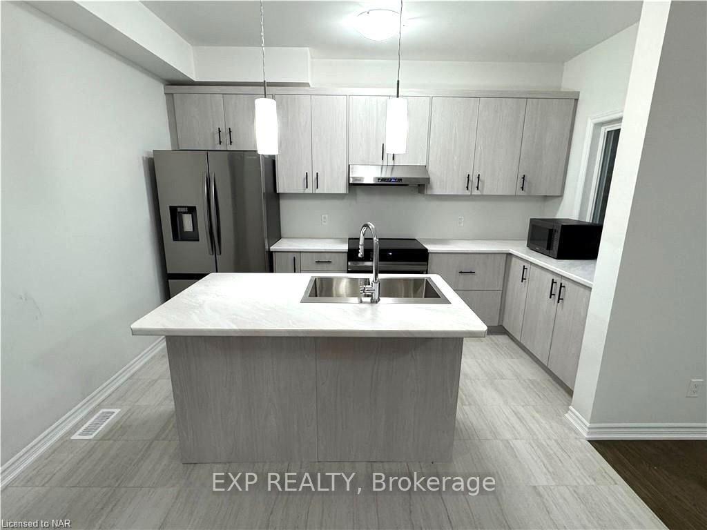 Photo 8 of 113 Laugher Avenue, Welland, Lincoln/Crowland — HOMEH