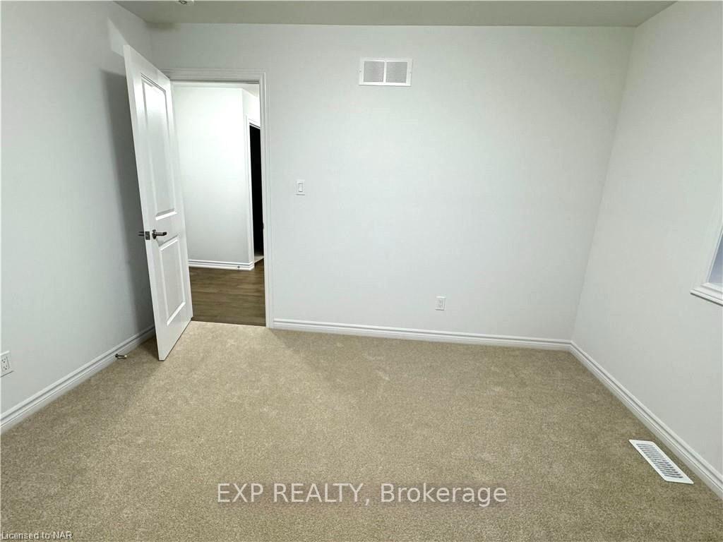 Photo 12 of 113 Laugher Avenue, Welland, Lincoln/Crowland — HOMEH