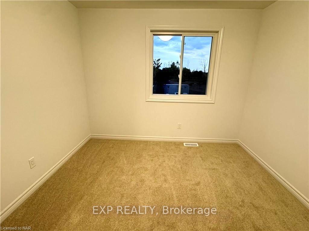 Photo 14 of 113 Laugher Avenue, Welland, Lincoln/Crowland — HOMEH
