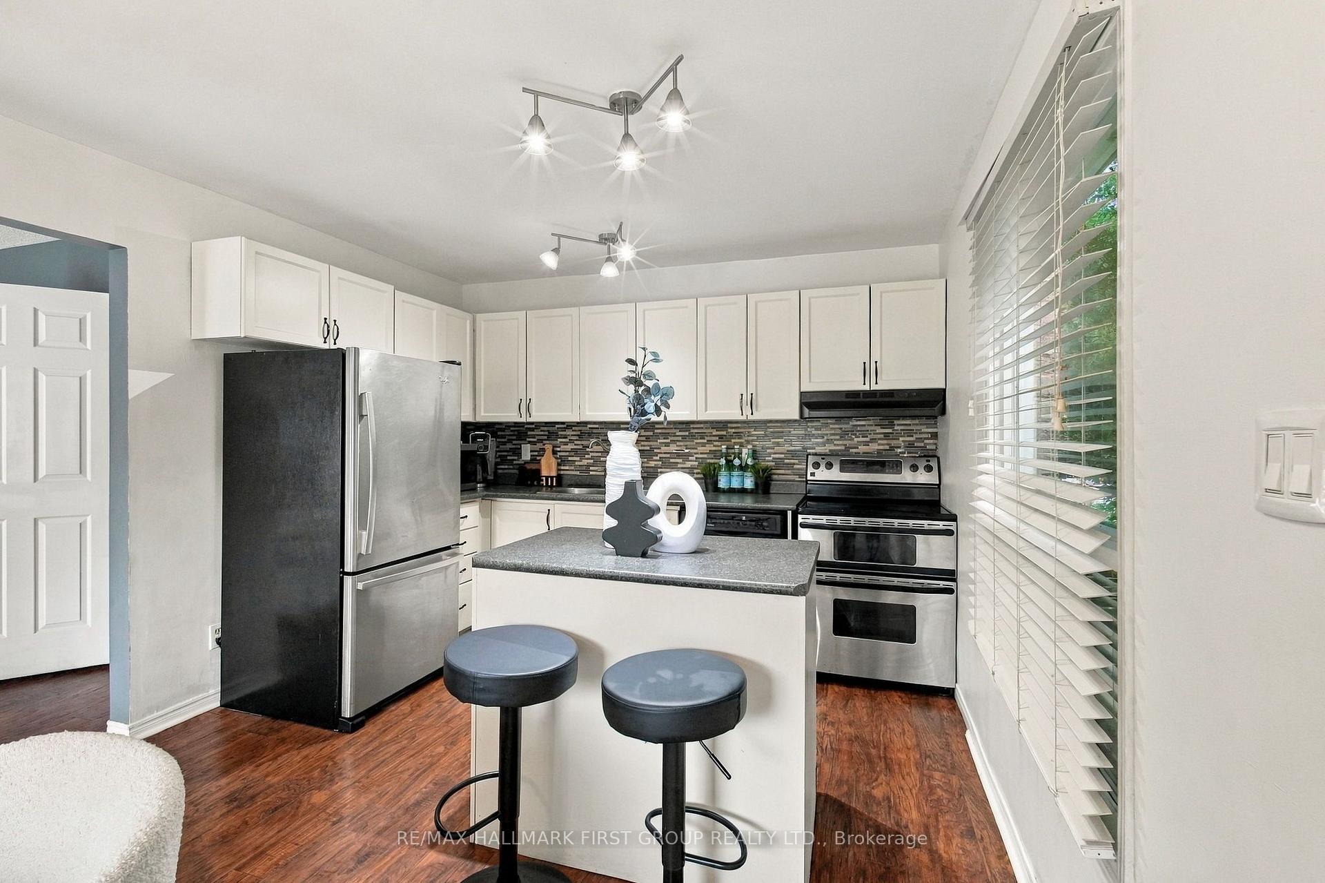 Photo 10 of 82 Rice Drive, Whitby, Pringle Creek — HOMEH