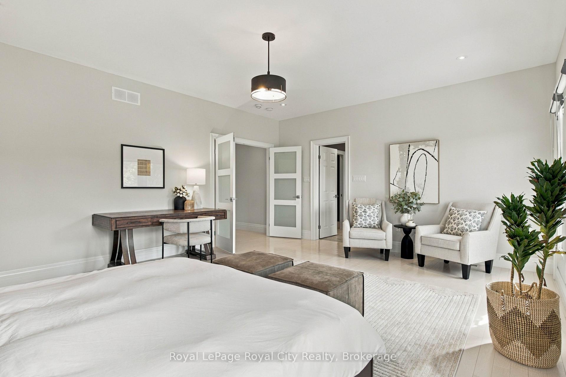 Photo 22 of 96 McCann Street, Guelph, Kortright East — HOMEH