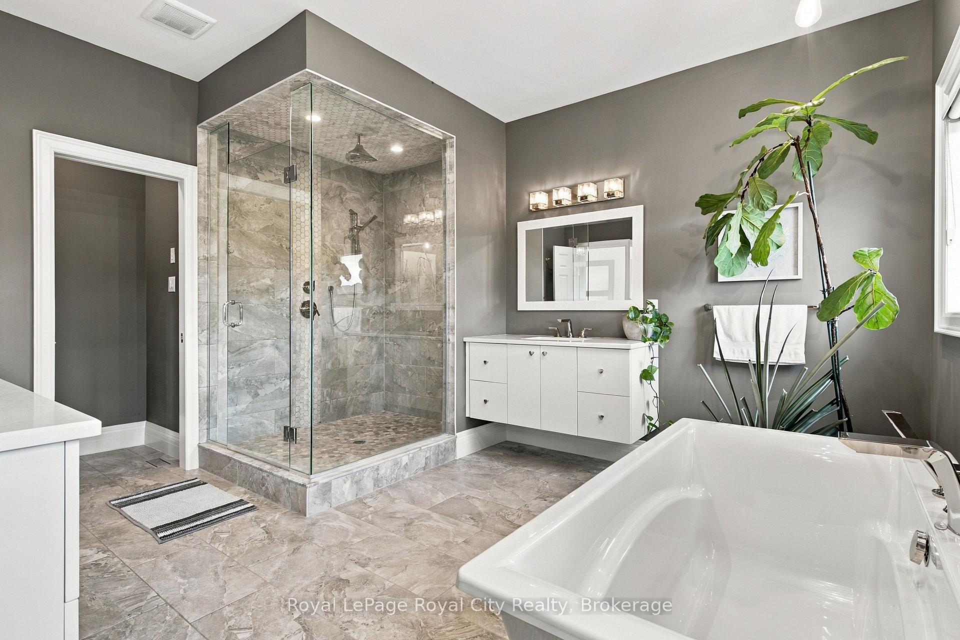 Photo 27 of 96 McCann Street, Guelph, Kortright East — HOMEH