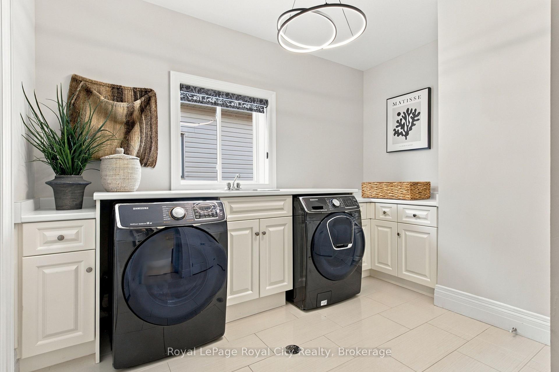 Photo 36 of 96 McCann Street, Guelph, Kortright East — HOMEH