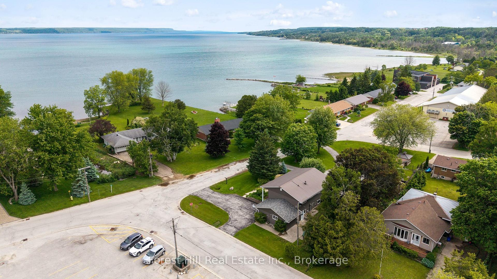 Photo 2 of 535 George Street, South Bruce Peninsula — HOMEH