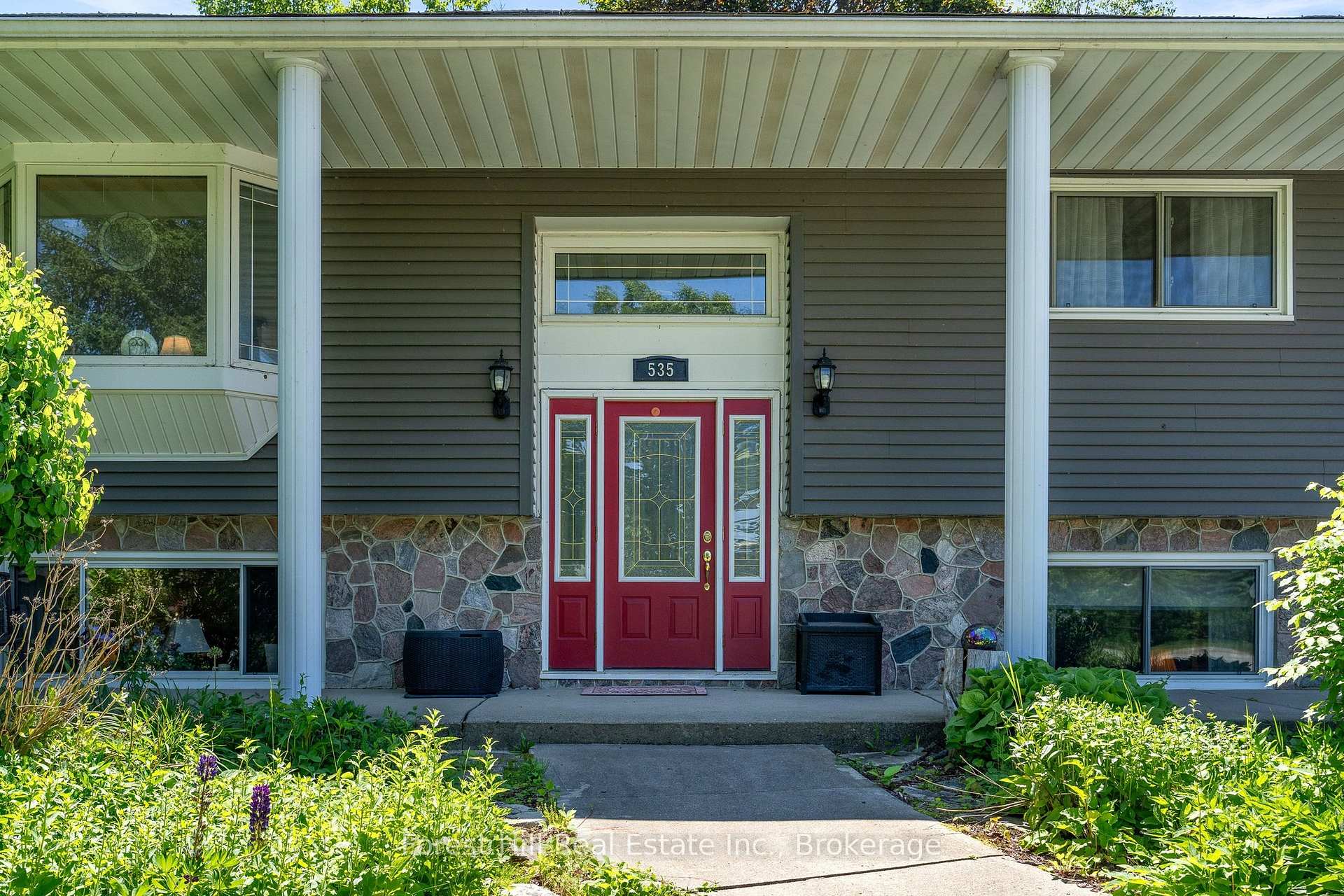 Photo 3 of 535 George Street, South Bruce Peninsula — HOMEH