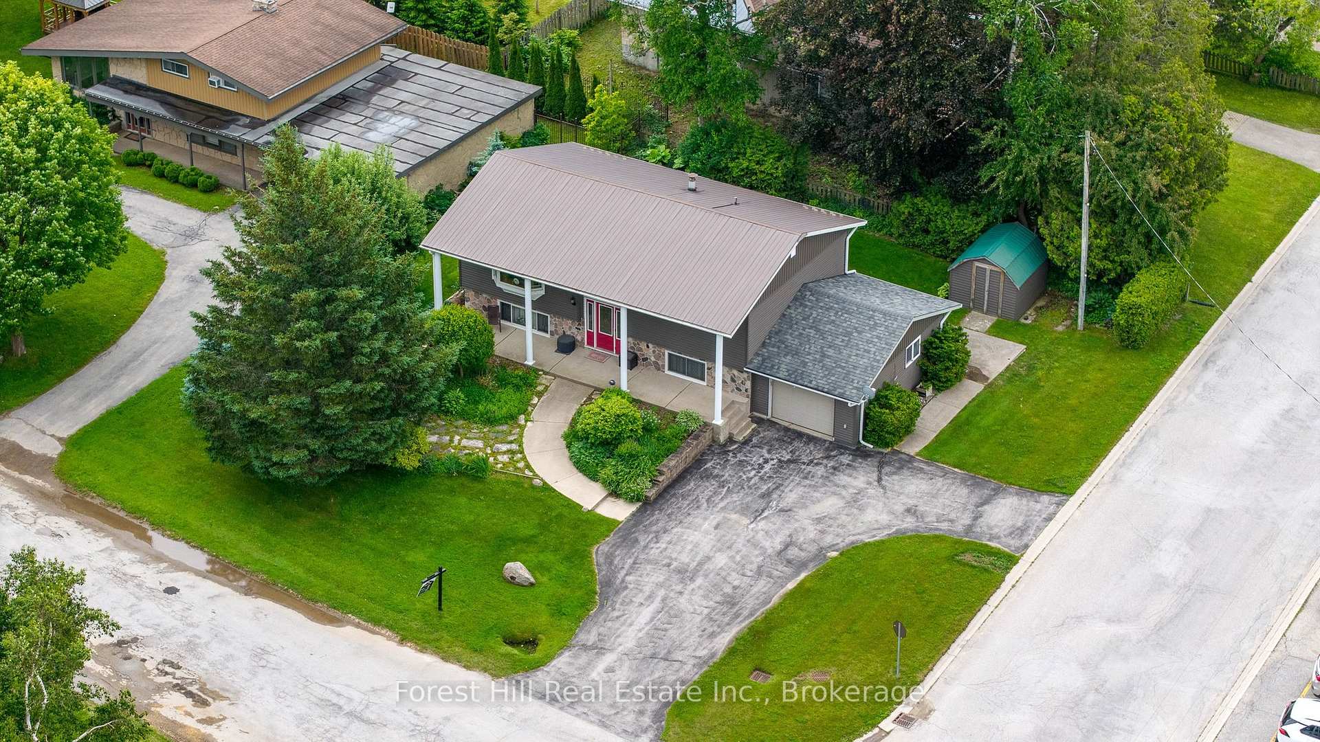 Photo 34 of 535 George Street, South Bruce Peninsula — HOMEH