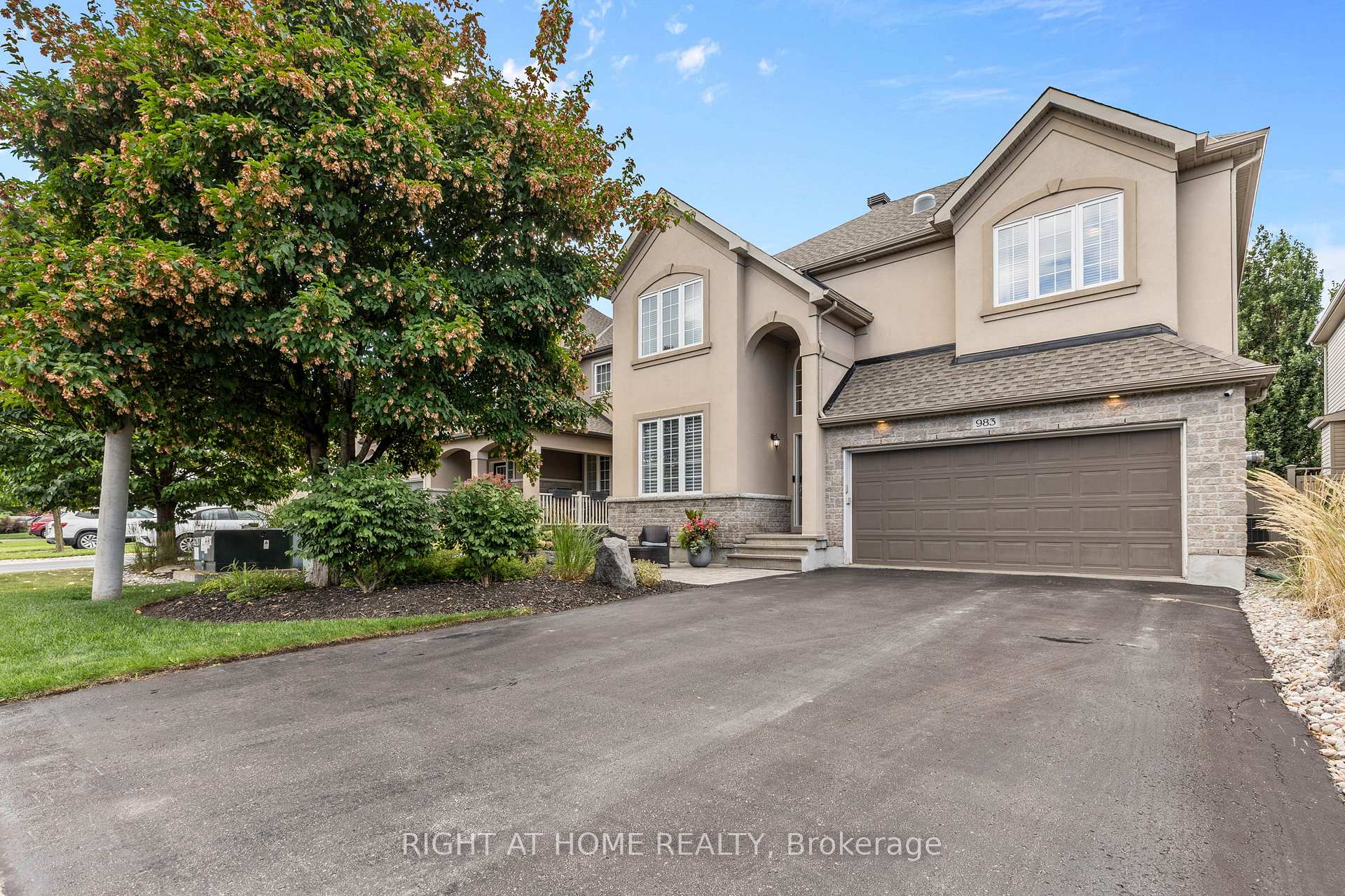 Photo of 983 Fieldfair Way