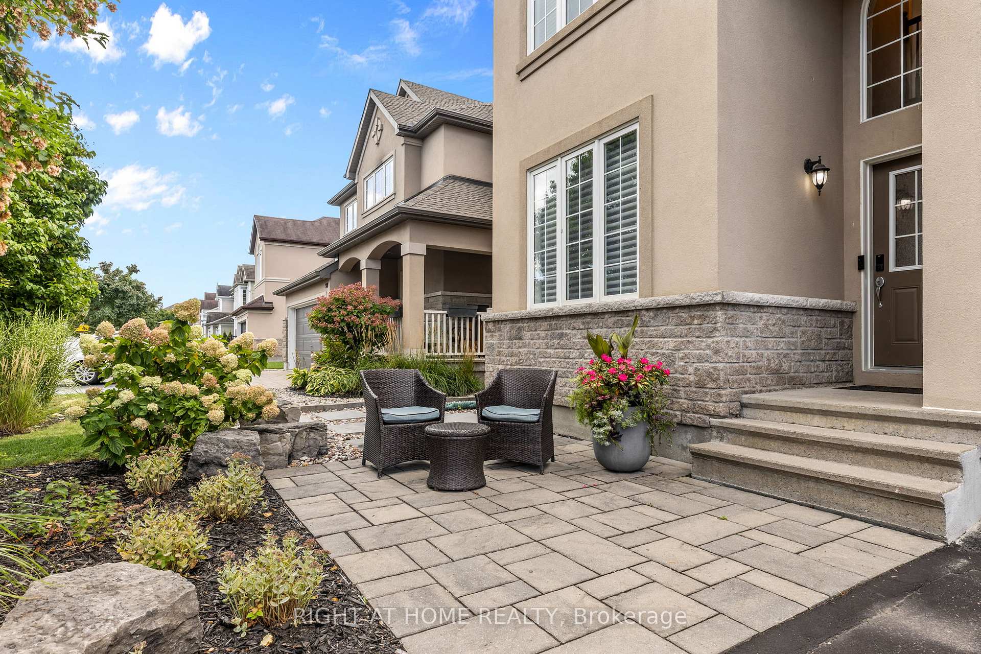 Photo 3 of 983 Fieldfair Way, Ottawa, Notting Hill/Summerside — HOMEH