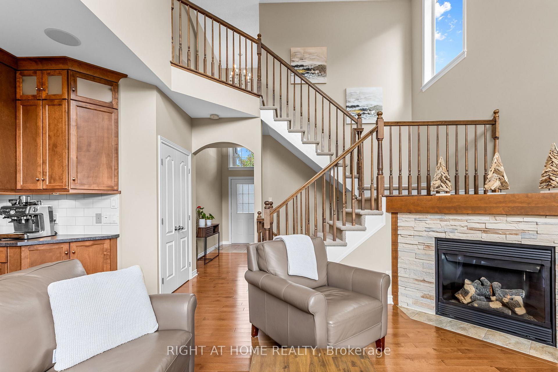Photo 9 of 983 Fieldfair Way, Ottawa, Notting Hill/Summerside — HOMEH