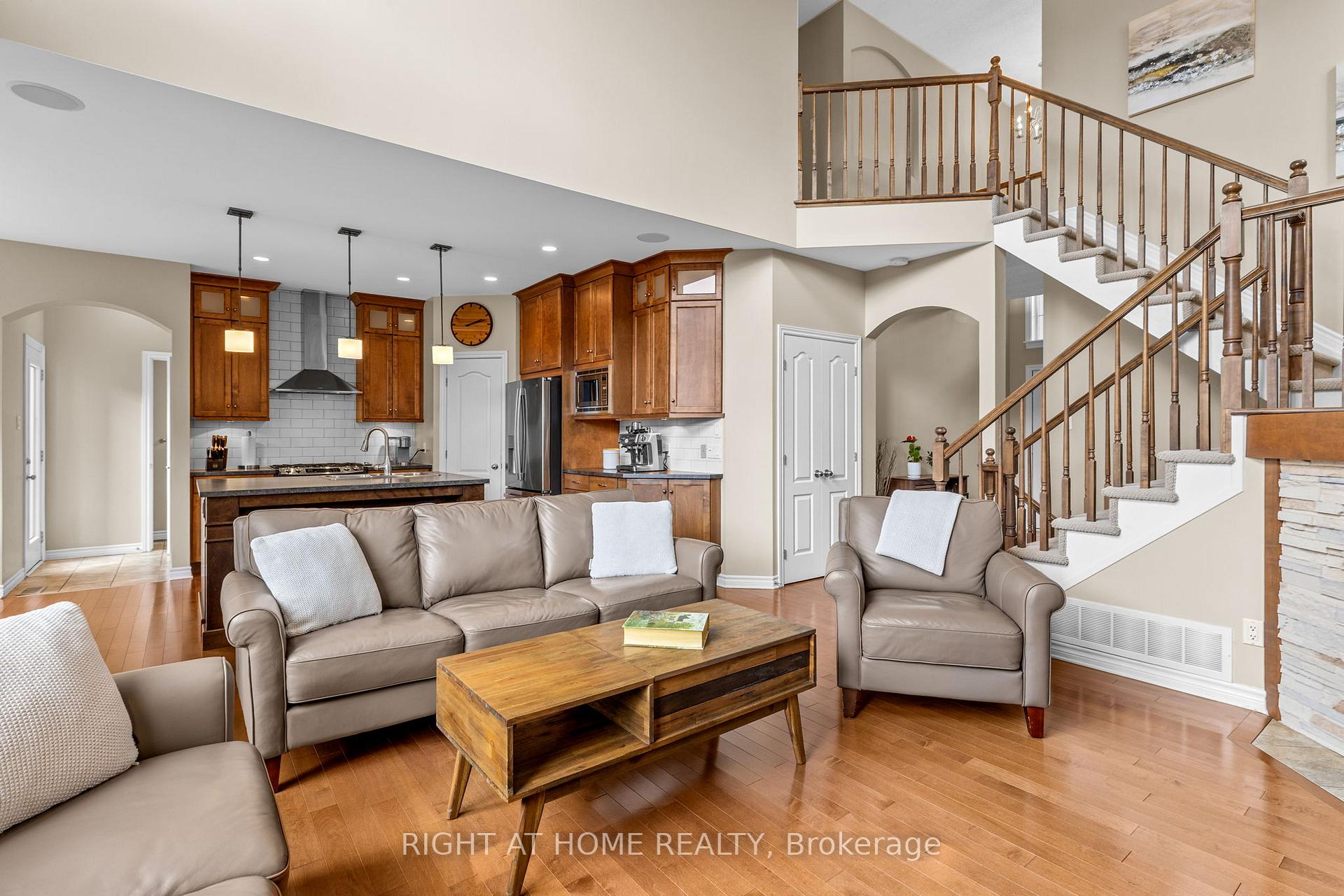 Photo 11 of 983 Fieldfair Way, Ottawa, Notting Hill/Summerside — HOMEH