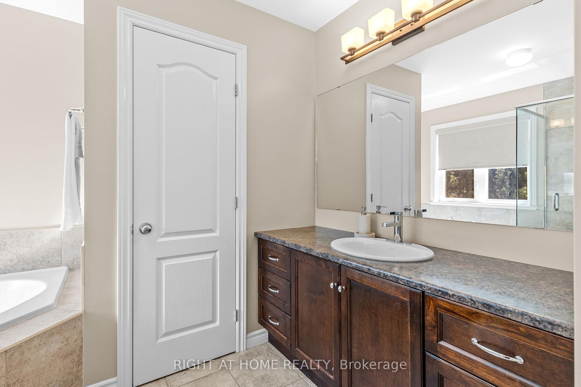 Photo 33 of 983 Fieldfair Way, Ottawa, Notting Hill/Summerside — HOMEH