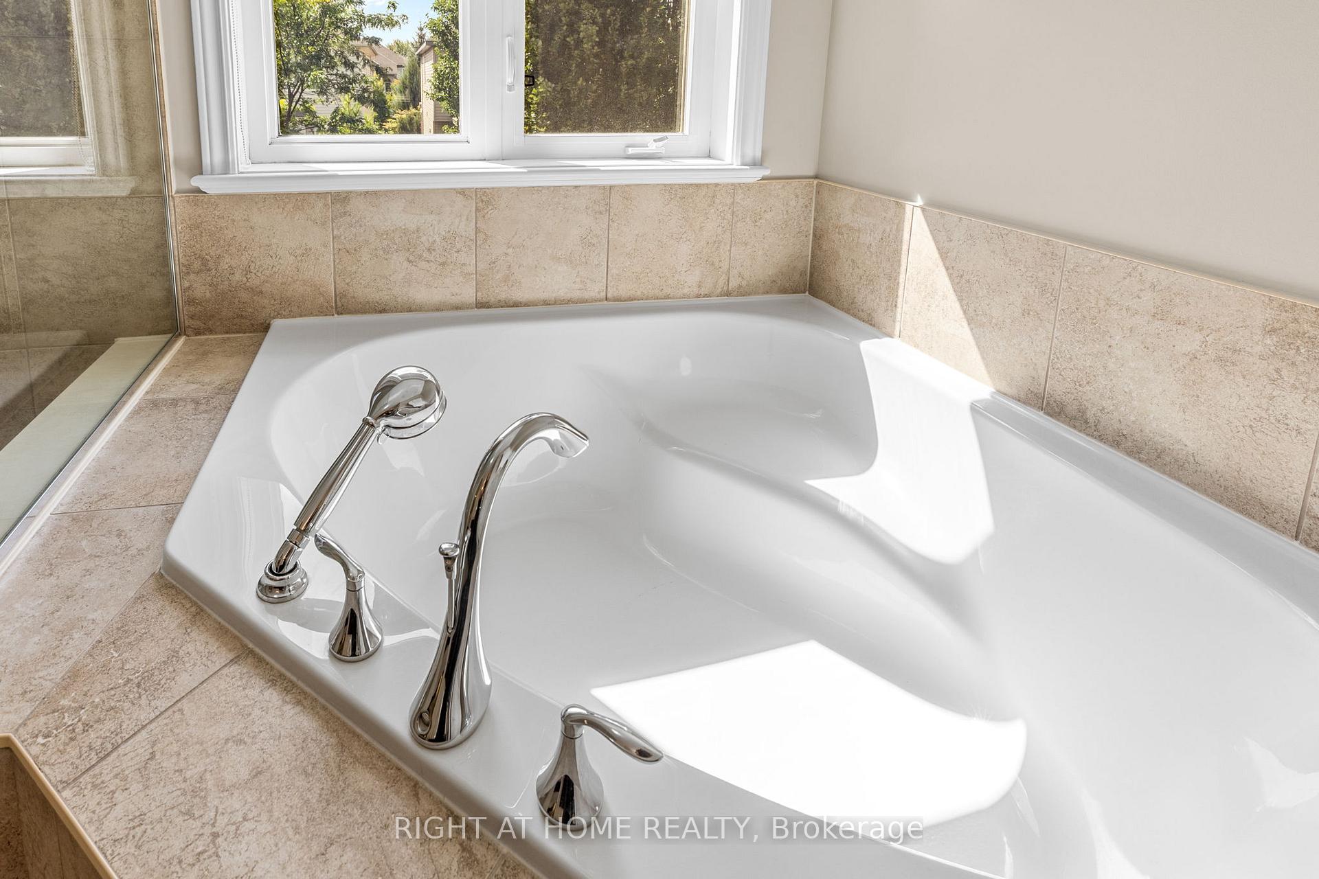 Photo 35 of 983 Fieldfair Way, Ottawa, Notting Hill/Summerside — HOMEH