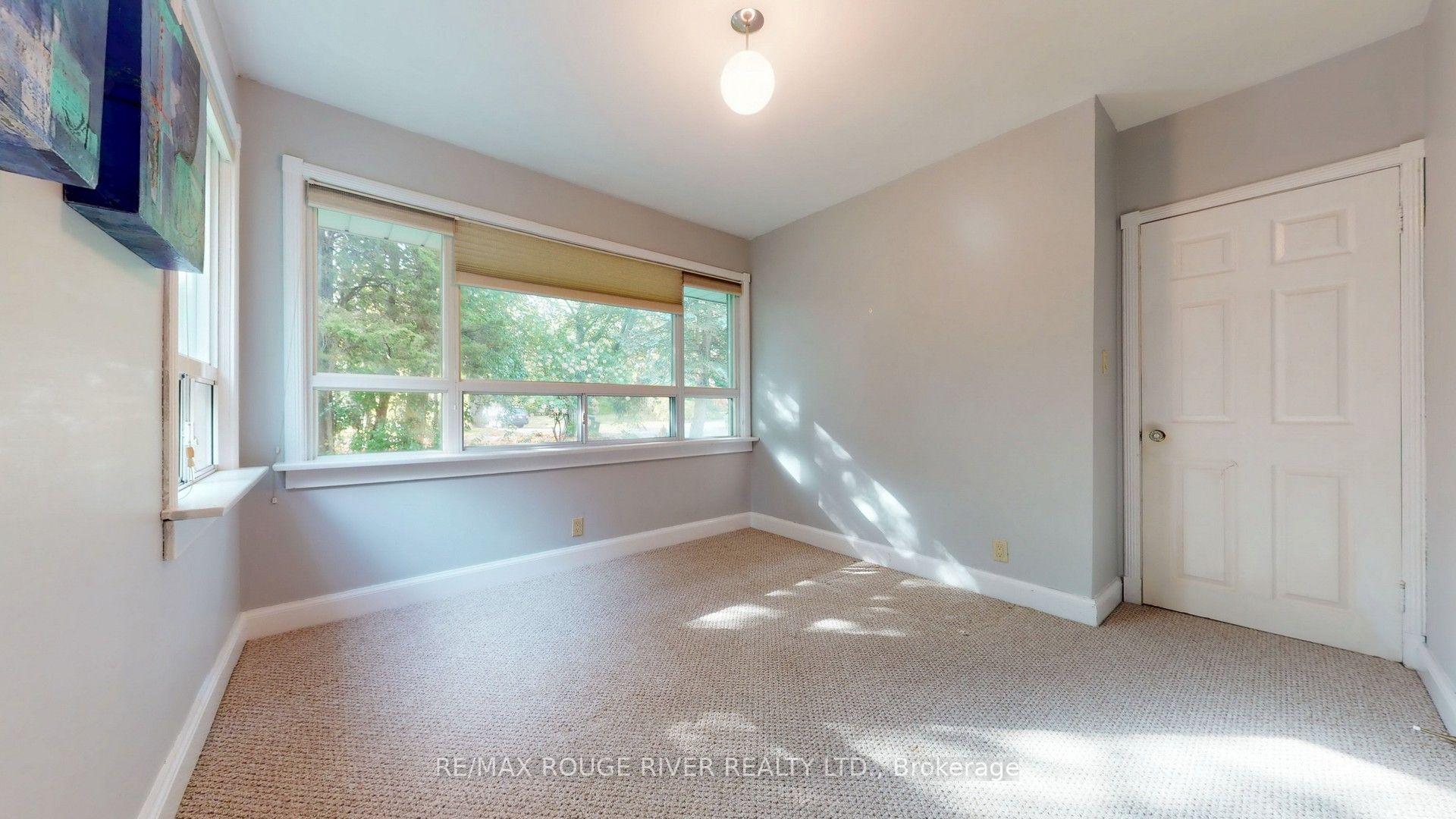 Photo 21 of 37 Acland Crescent, Scarborough, Highland Creek — HOMEH